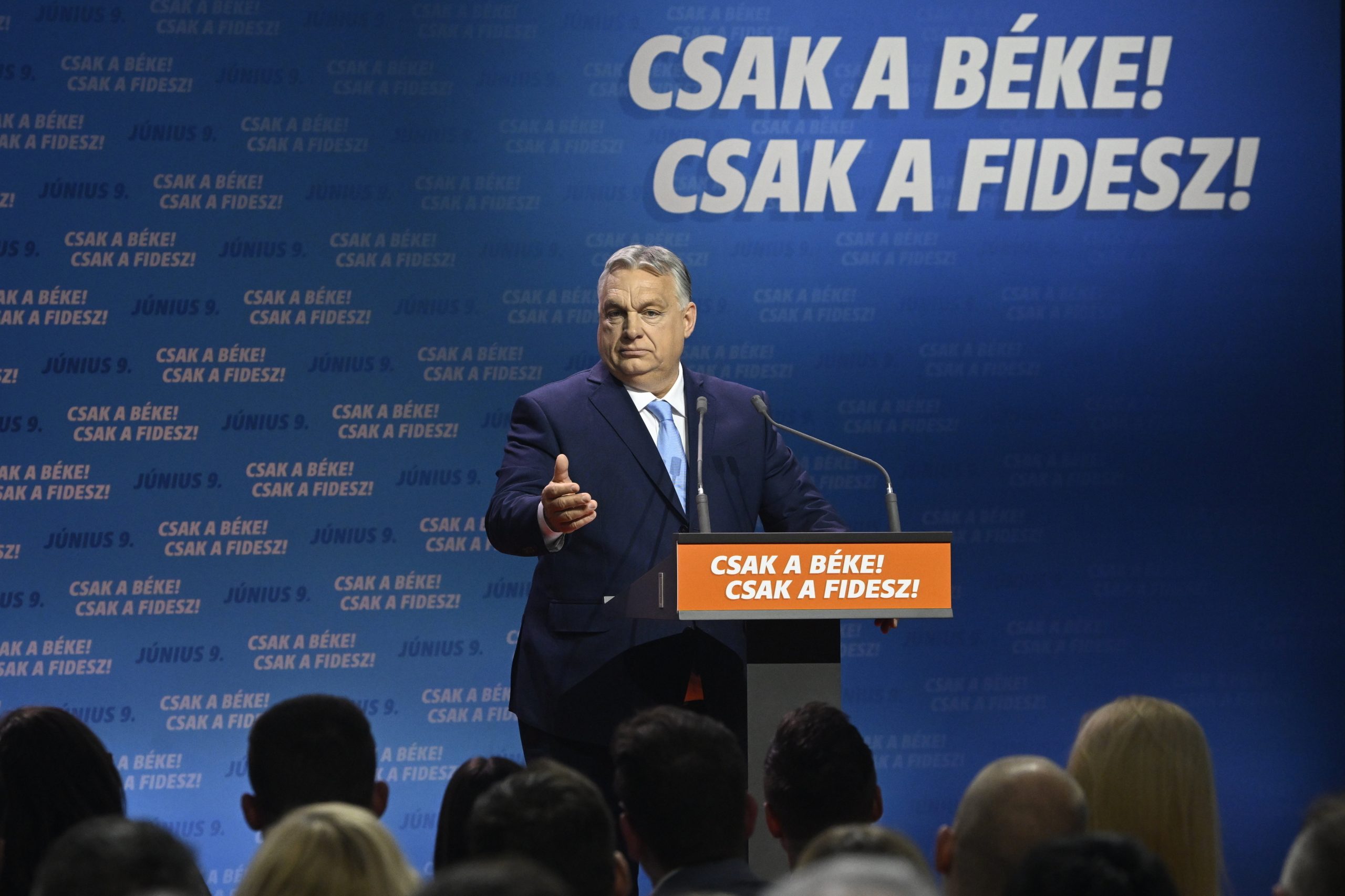 Orbán pede ao seu partido para mudar liderança de Bruxelas nas Europeias. “Não merece outra oportunidade”