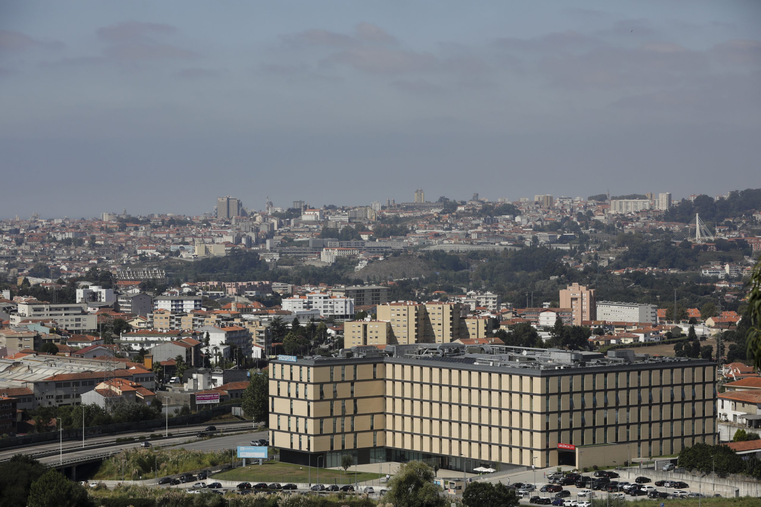 Alunos e professores de Gondomar elaboram sondagem sobre abstenção nas eleições
