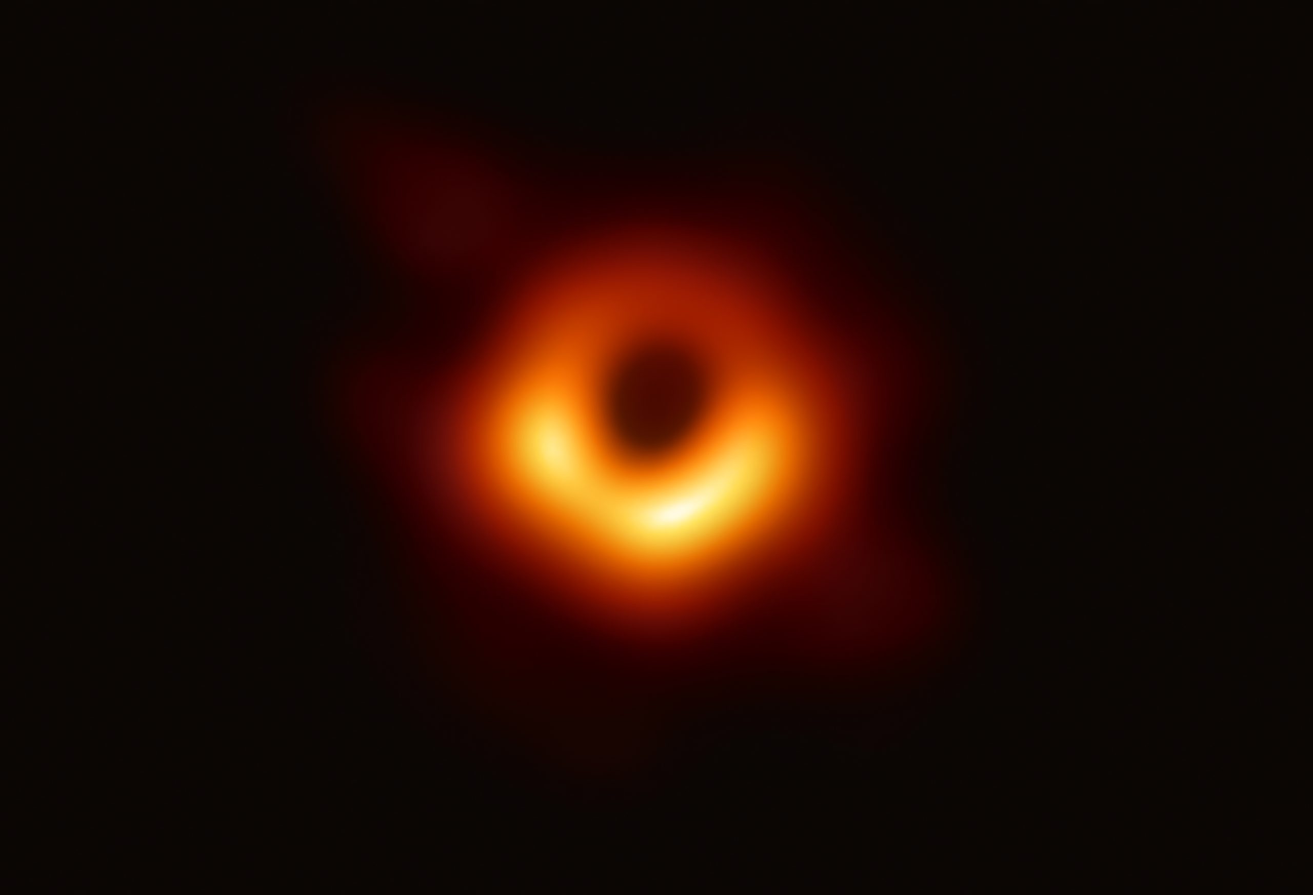 Revista Science elege primeira imagem real de um buraco negro como avanço científico do ano