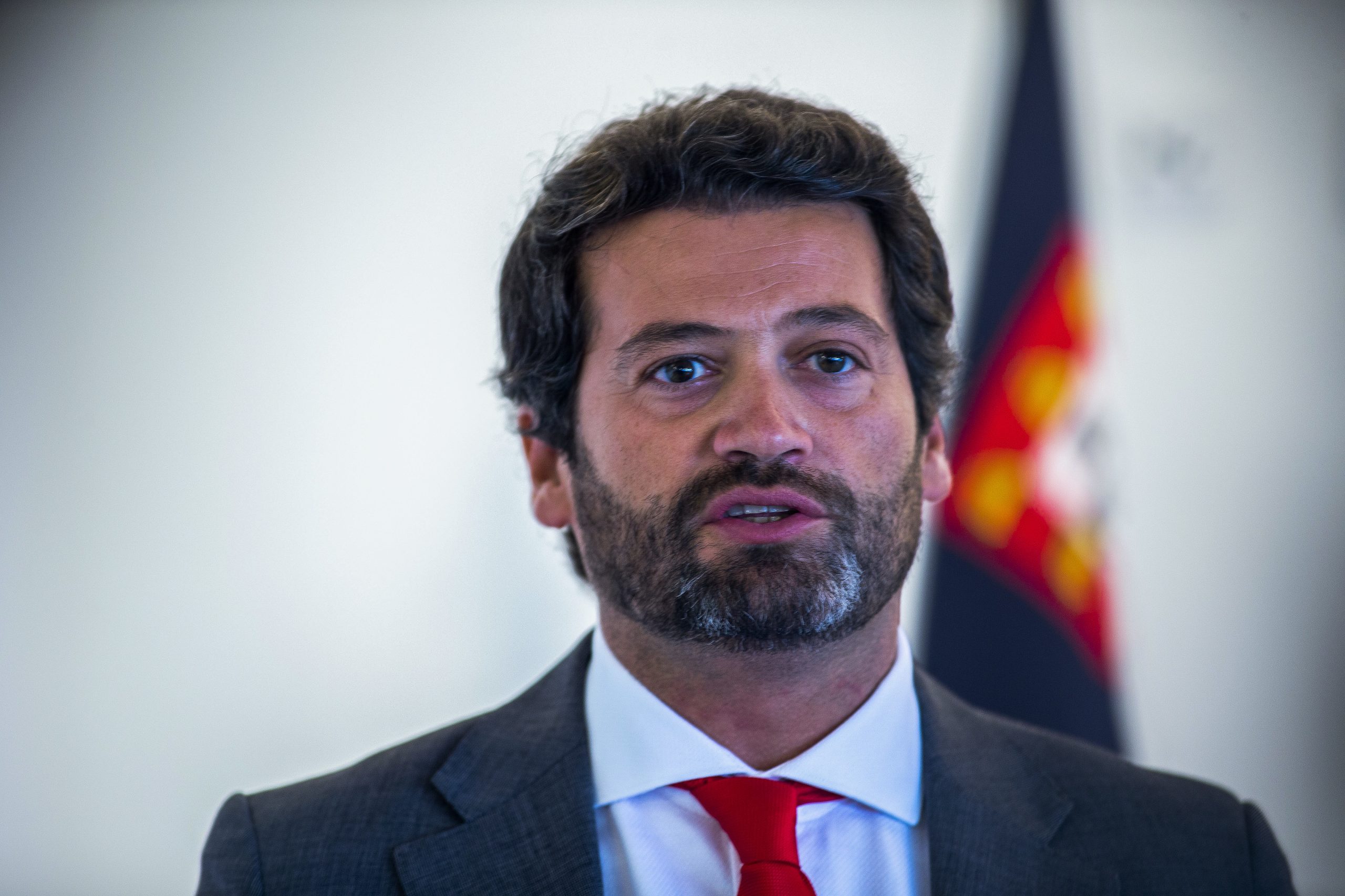 Chega propõe mudar o nome do aeroporto de Lisboa para Amália Rodrigues