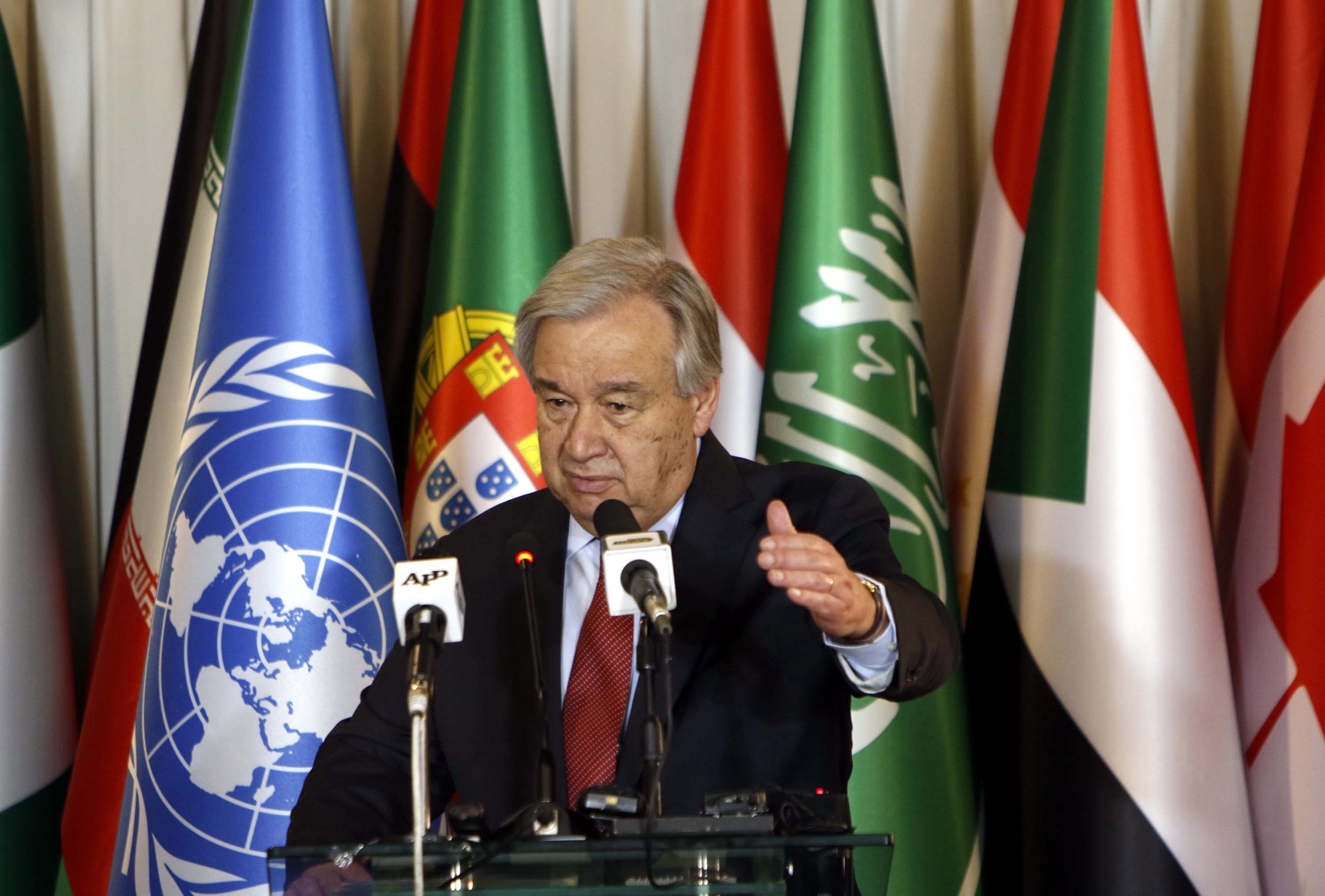 “O impacto do coronavírus é imediato e terrível. Mas há outra emergência profunda, a crise ambiental”.  Guterres propõe seis ações para se salvar o planeta