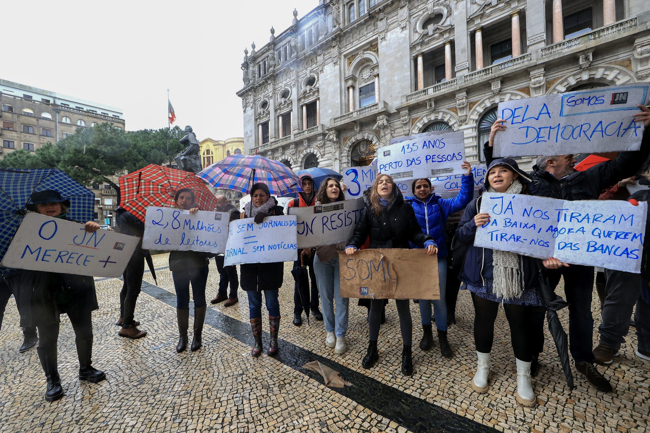 Trabalhadores do Global Media Group avançam para greve no dia 10 de janeiro