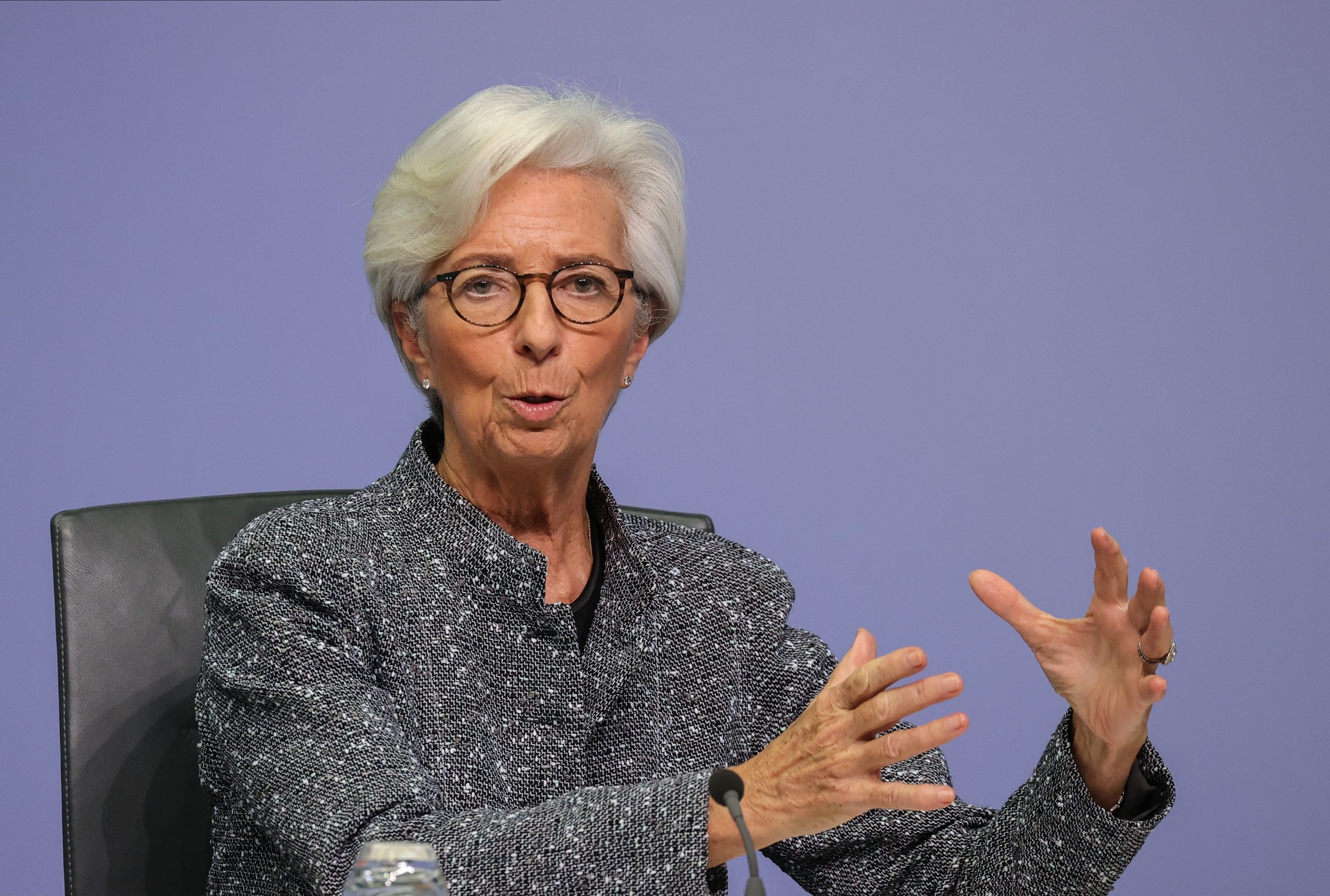 Lagarde alerta para recessão da zona euro entre 8% e 12% em 2020