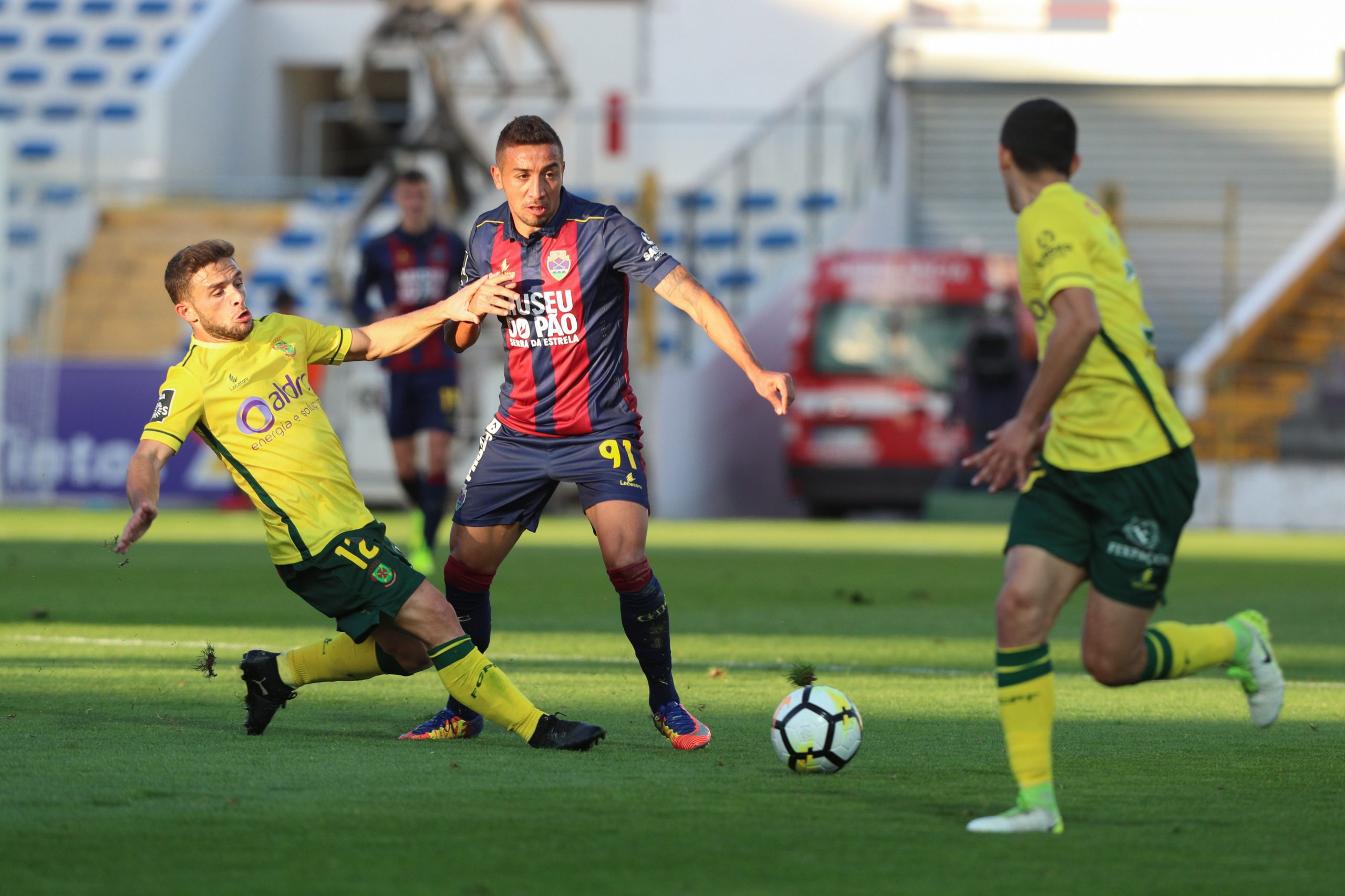 Desportivo de Chaves vence Paços de Ferreira e afasta-se da zona de despromoção