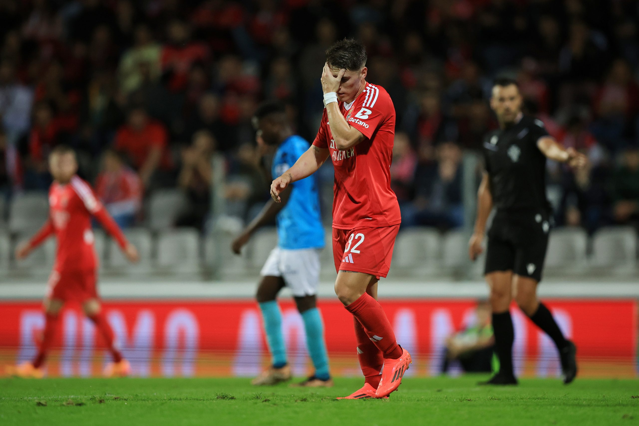 Benfica atira Pevidém para fora da Taça de Portugal