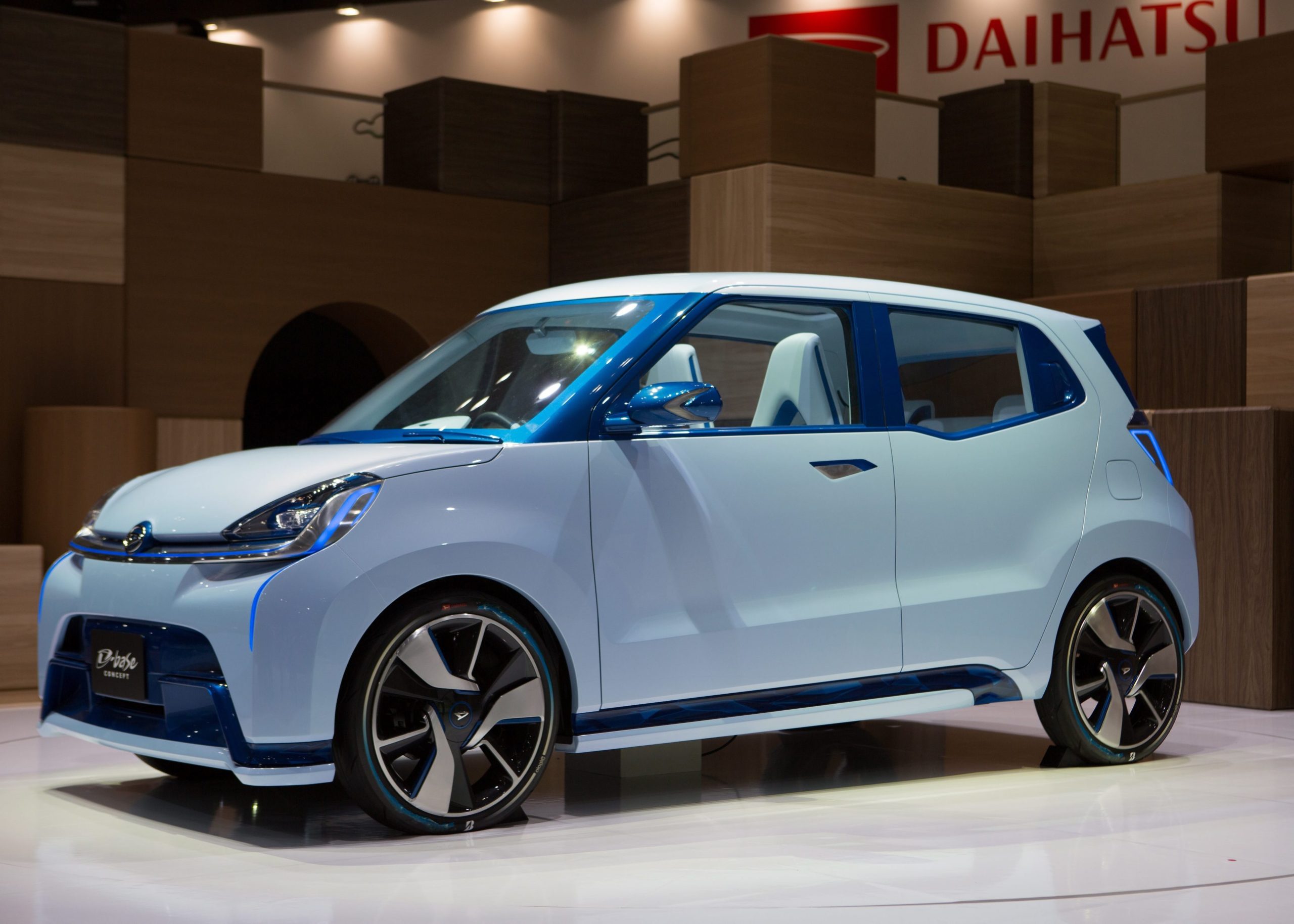Daihatsu, da Toyota, suspende vendas devido a falsificação de testes de segurança e emissões