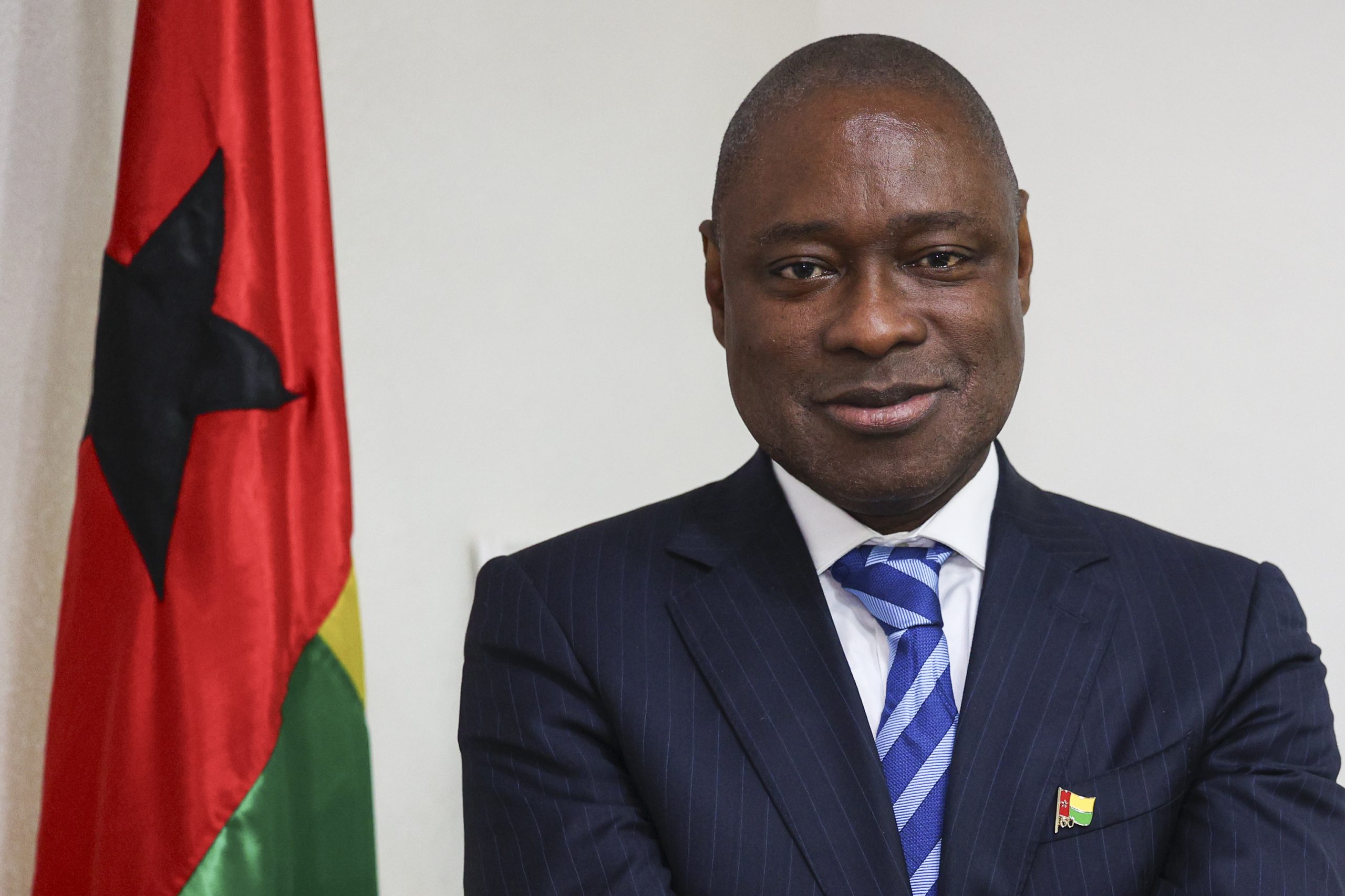 Primeiro-ministro guineense continua em funções e acumula pasta das Finanças
