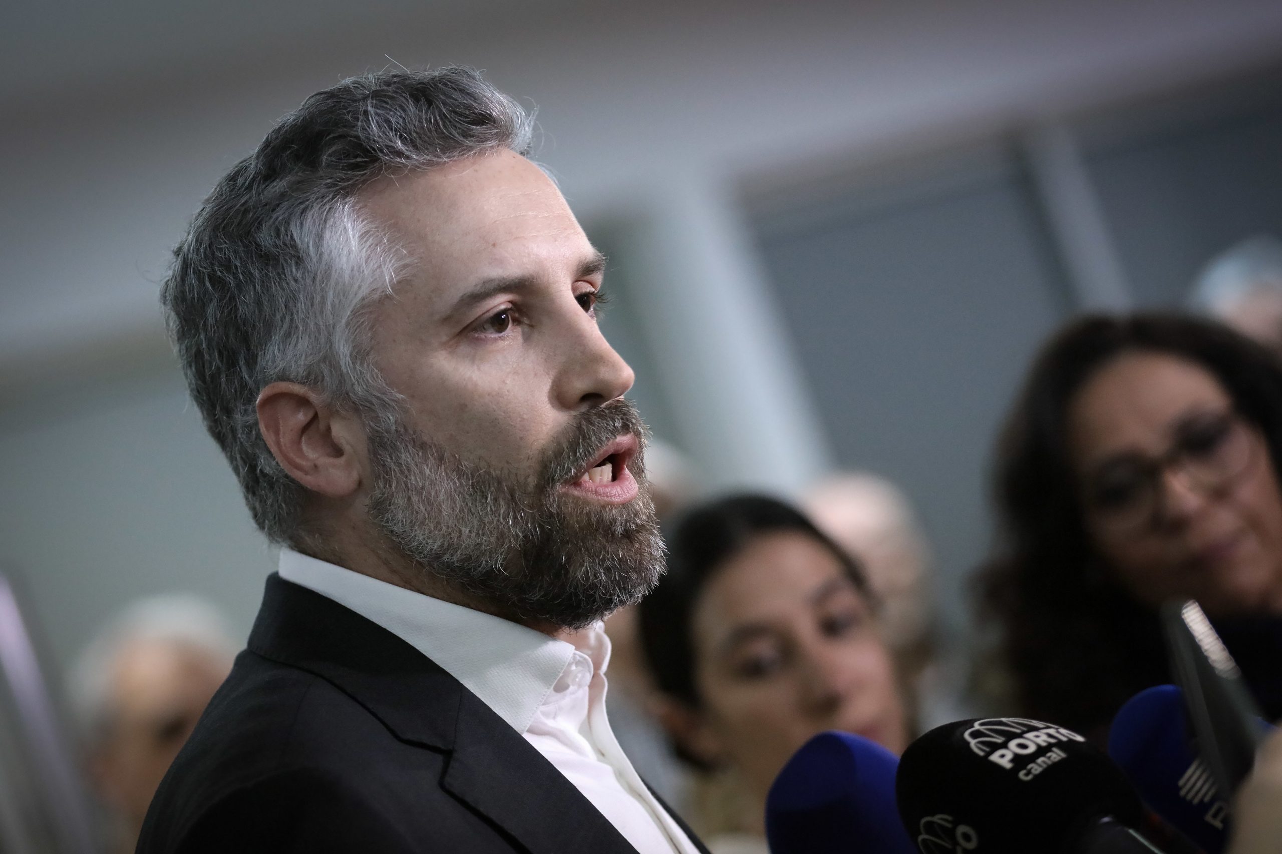 Pedro Nuno Santos diz que Passos ainda não percebeu que maioria do povo chumbou a sua governação
