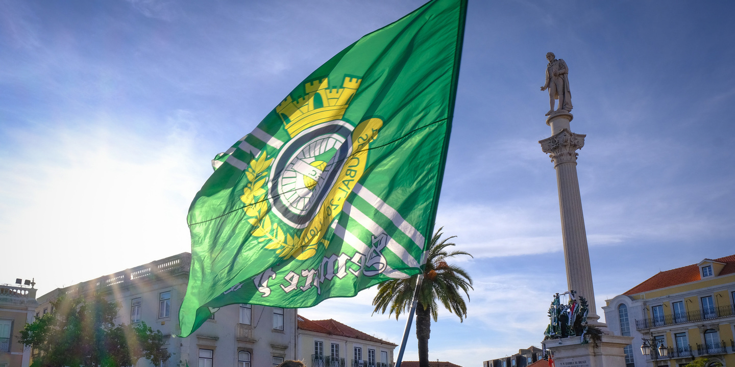 Vitória de Setúbal desbloqueia inscrição de jogadores na FIFA