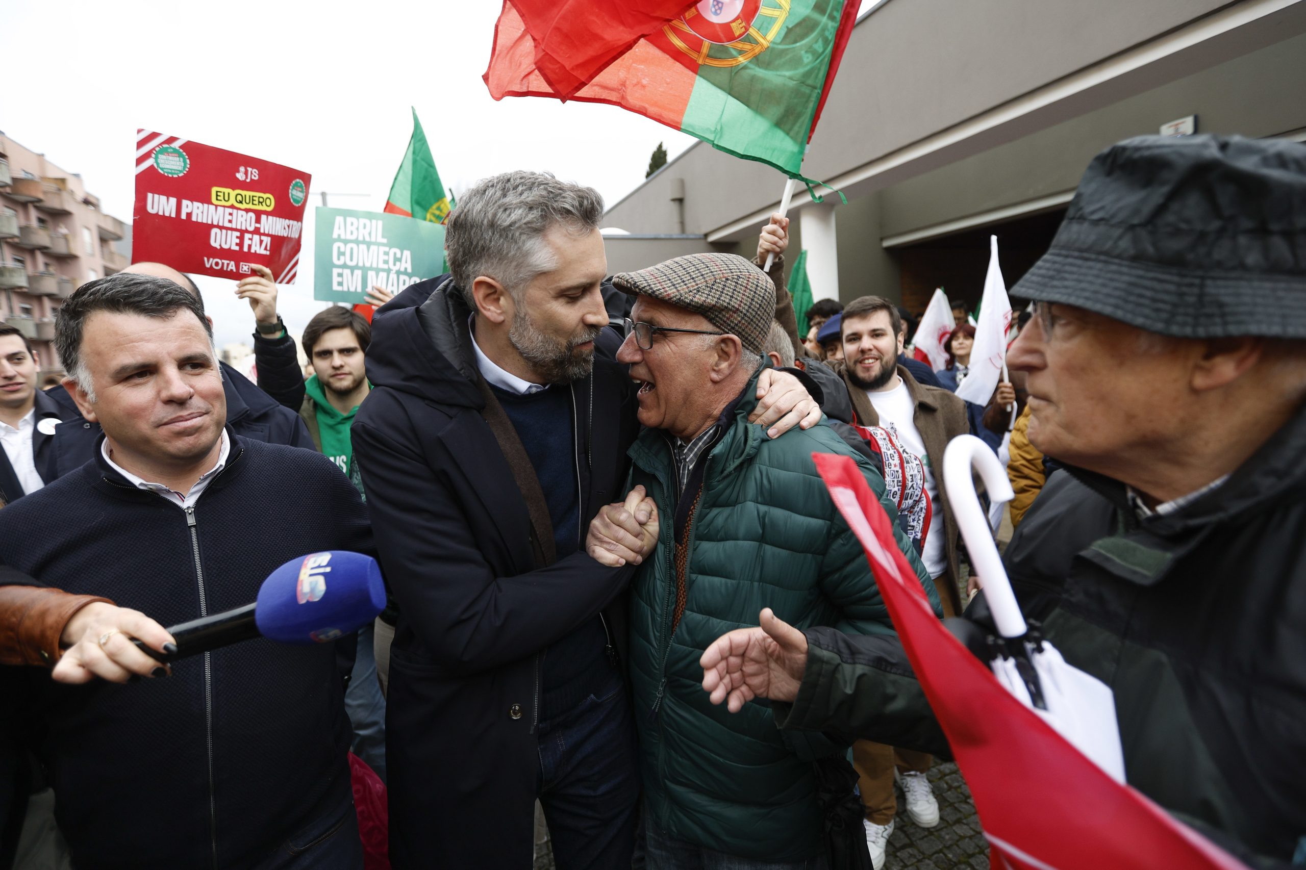 Pedro Nuno desvaloriza sondagens e afirma que há uma maioria sub-representada