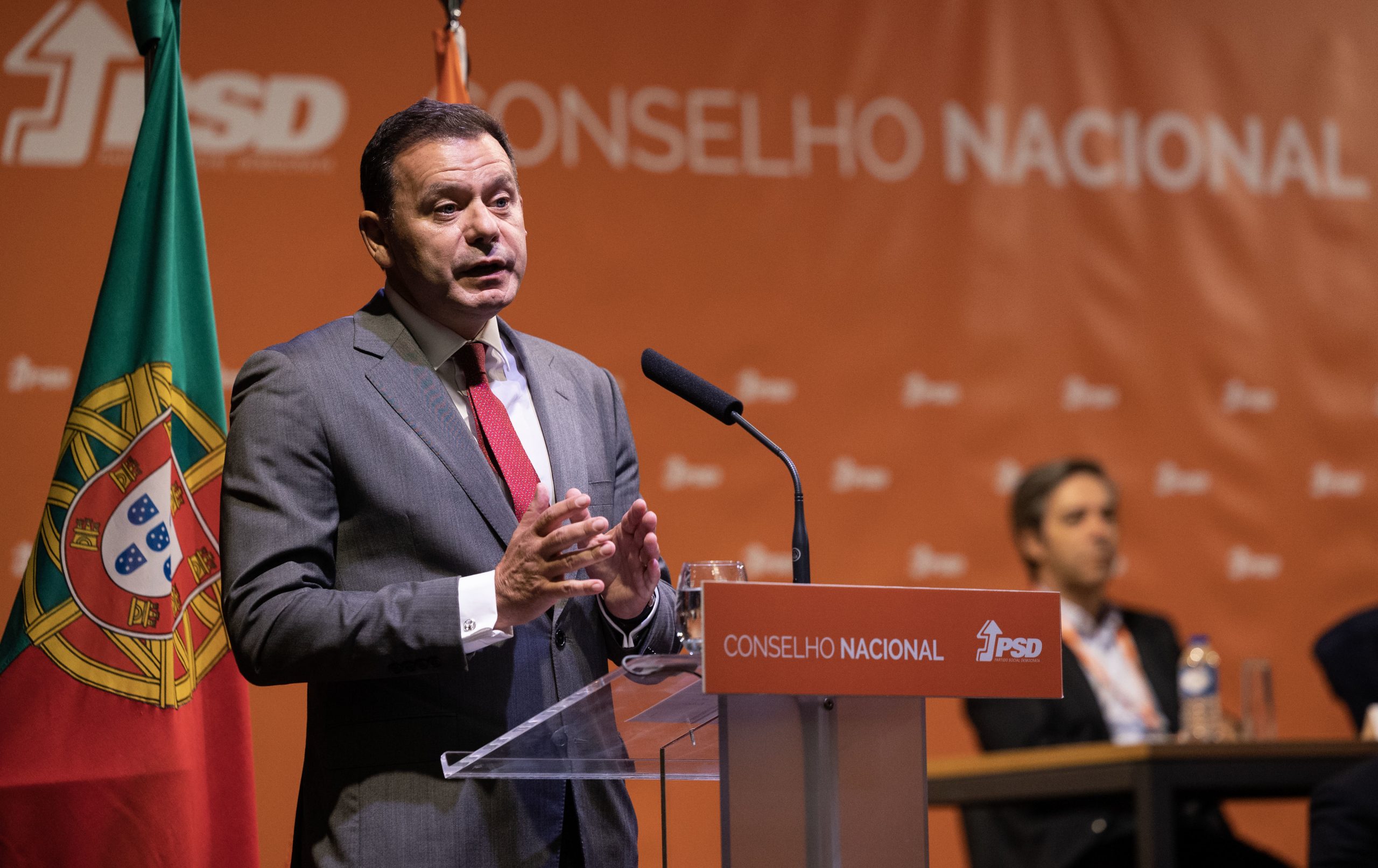 Montenegro considera documento do Orçamento “pipi, bem apresentadinho e muito betinho”