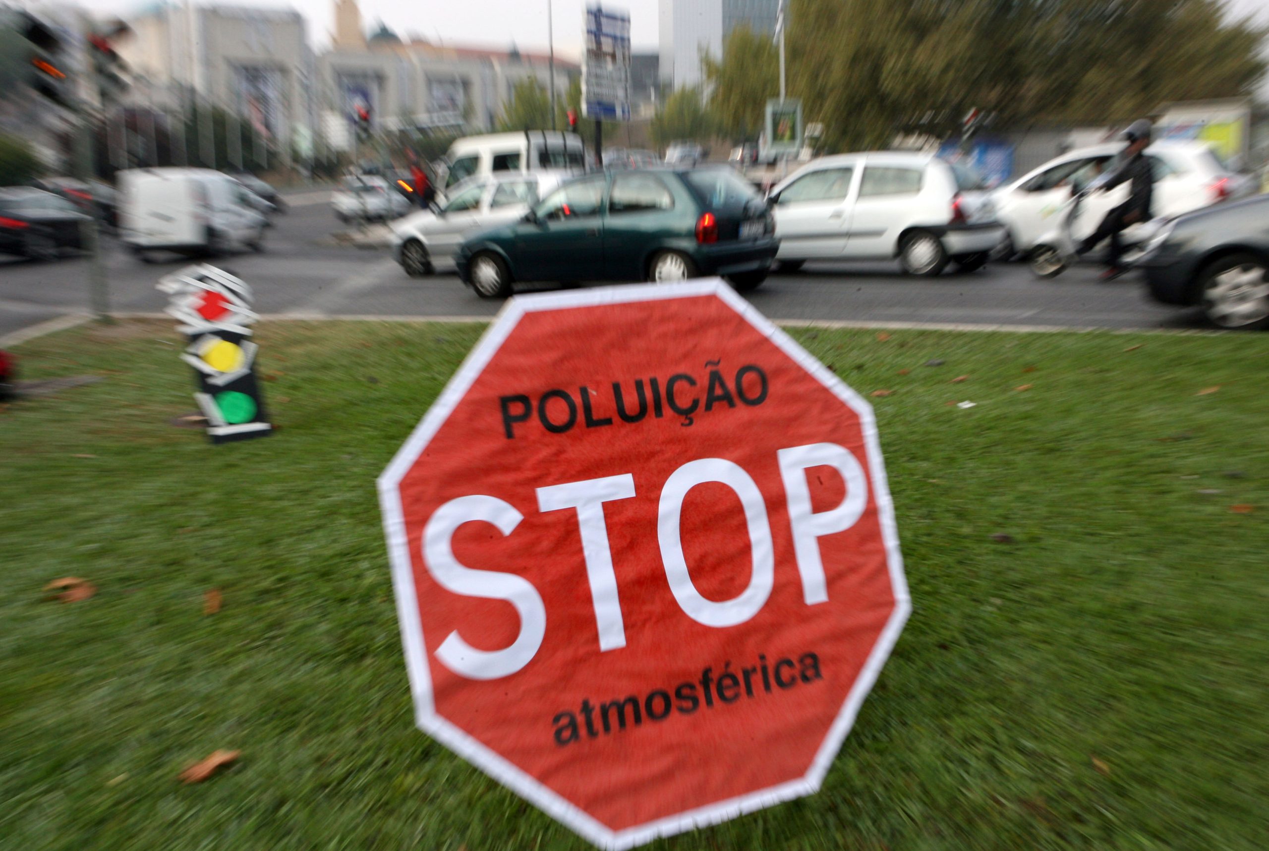 Investigadores defendem que metas de limitação do aquecimento global devem ser antecipadas