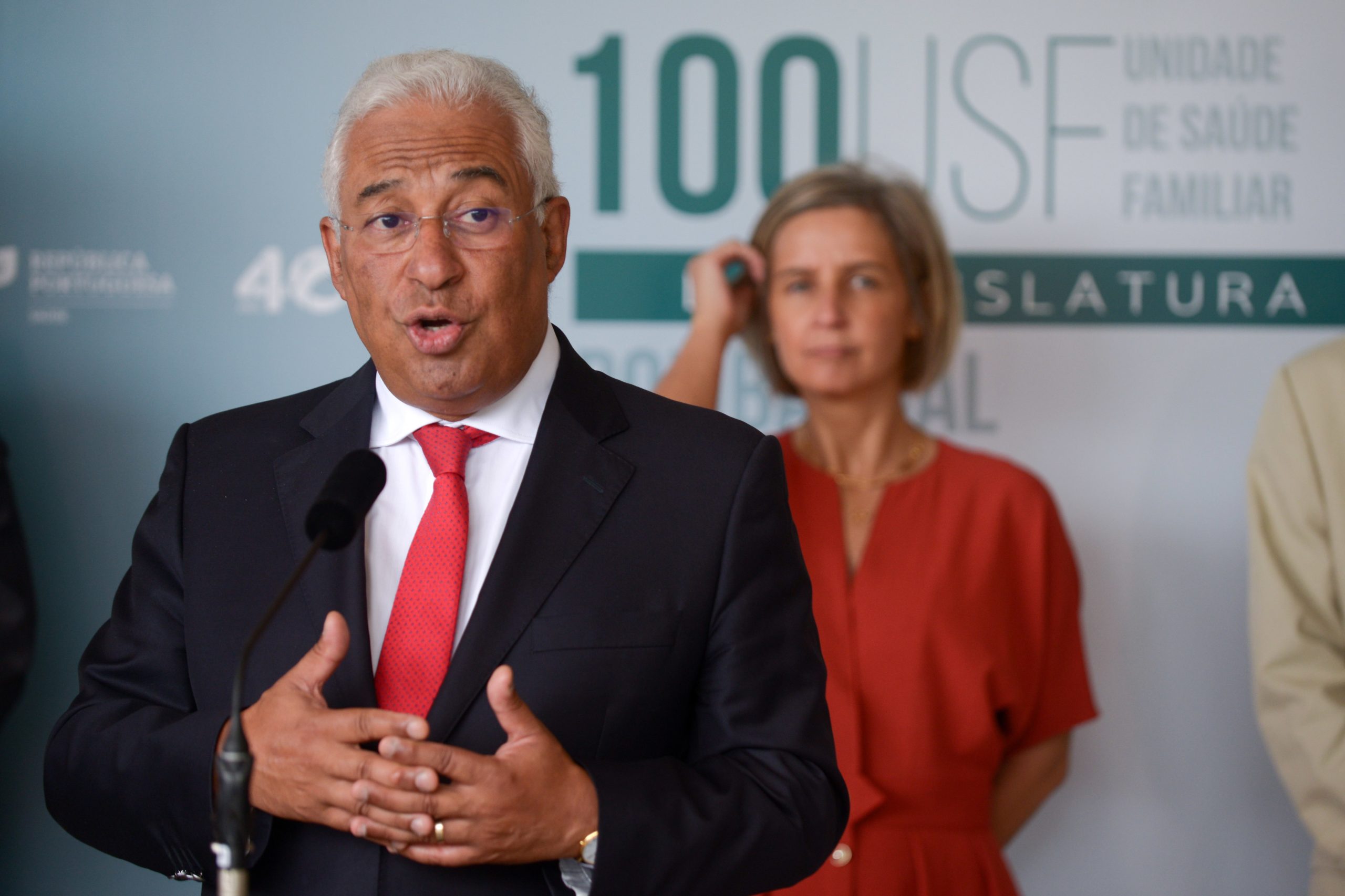 Costa admite discutir “maior ou menor participação dos privados” na Lei de Bases da Saúde