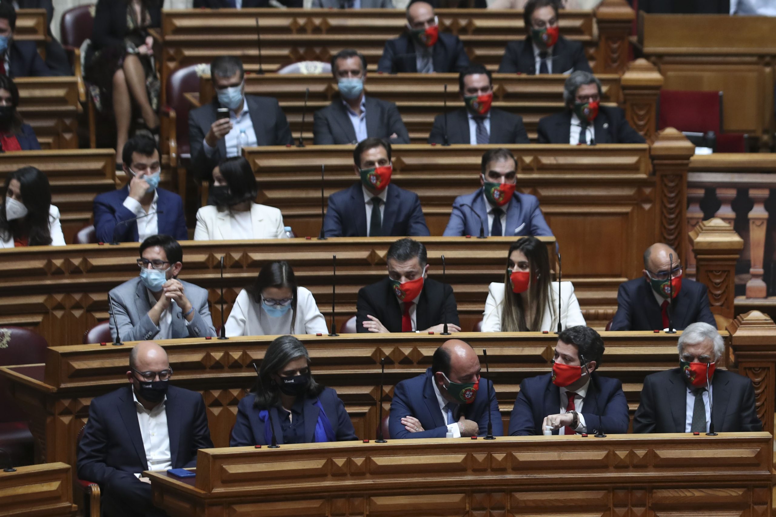 IL e Chega: os novos baluartes da desigualdade sentam-se lado a lado