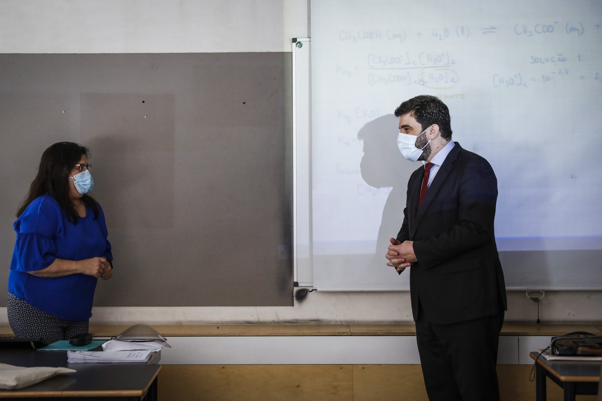 Para não deixar alunos para trás, Ministro da Educação anuncia 125 milhões de euros para reforço de recursos humanos nas escolas