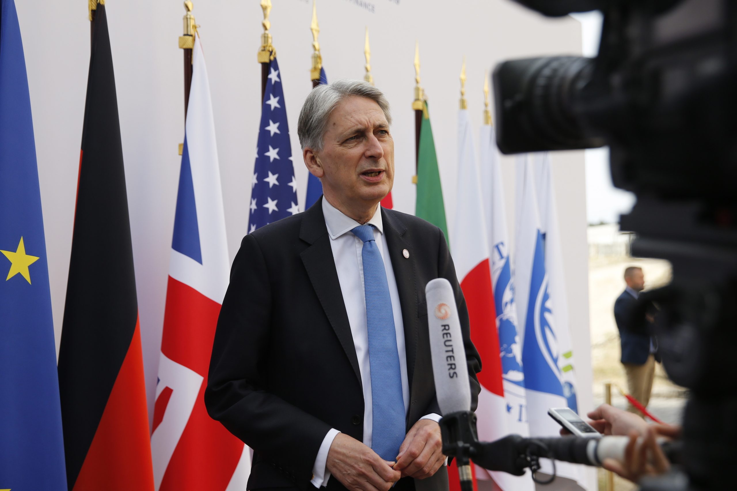 Ministro das Finanças britânico demite-se caso Boris Johnson seja primeiro-ministro