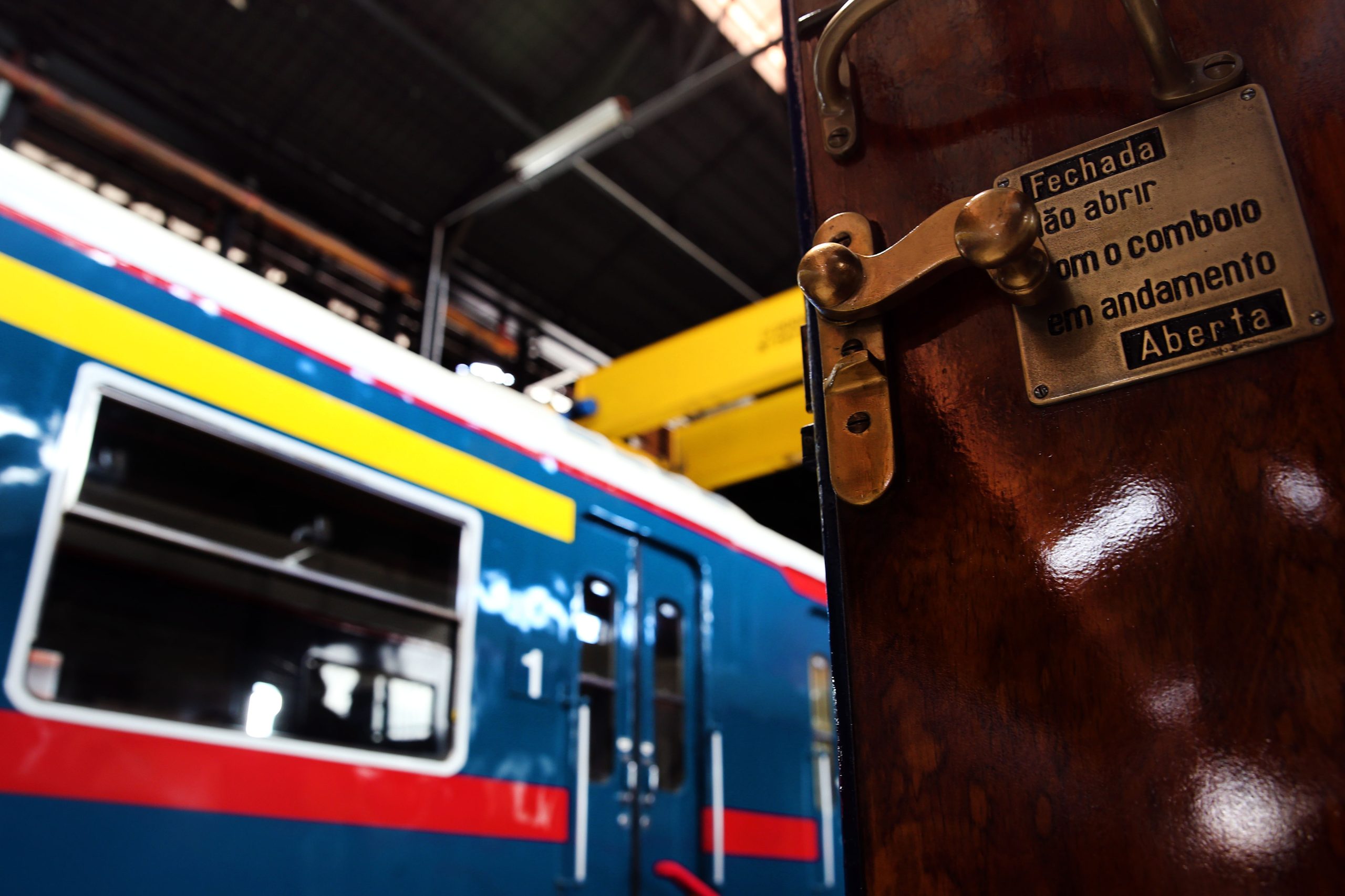 Museu Nacional Ferroviário autoriza abate polémico da primeira automotora elétrica produzida em Portugal