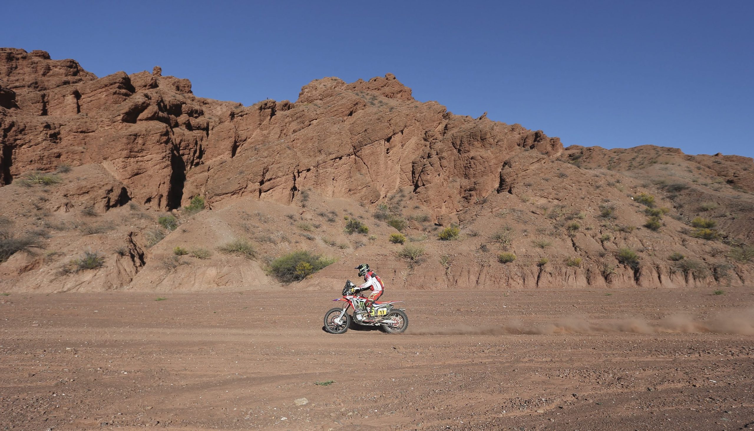 Dakar2018: Joaquim Rodrigues abandona após queda