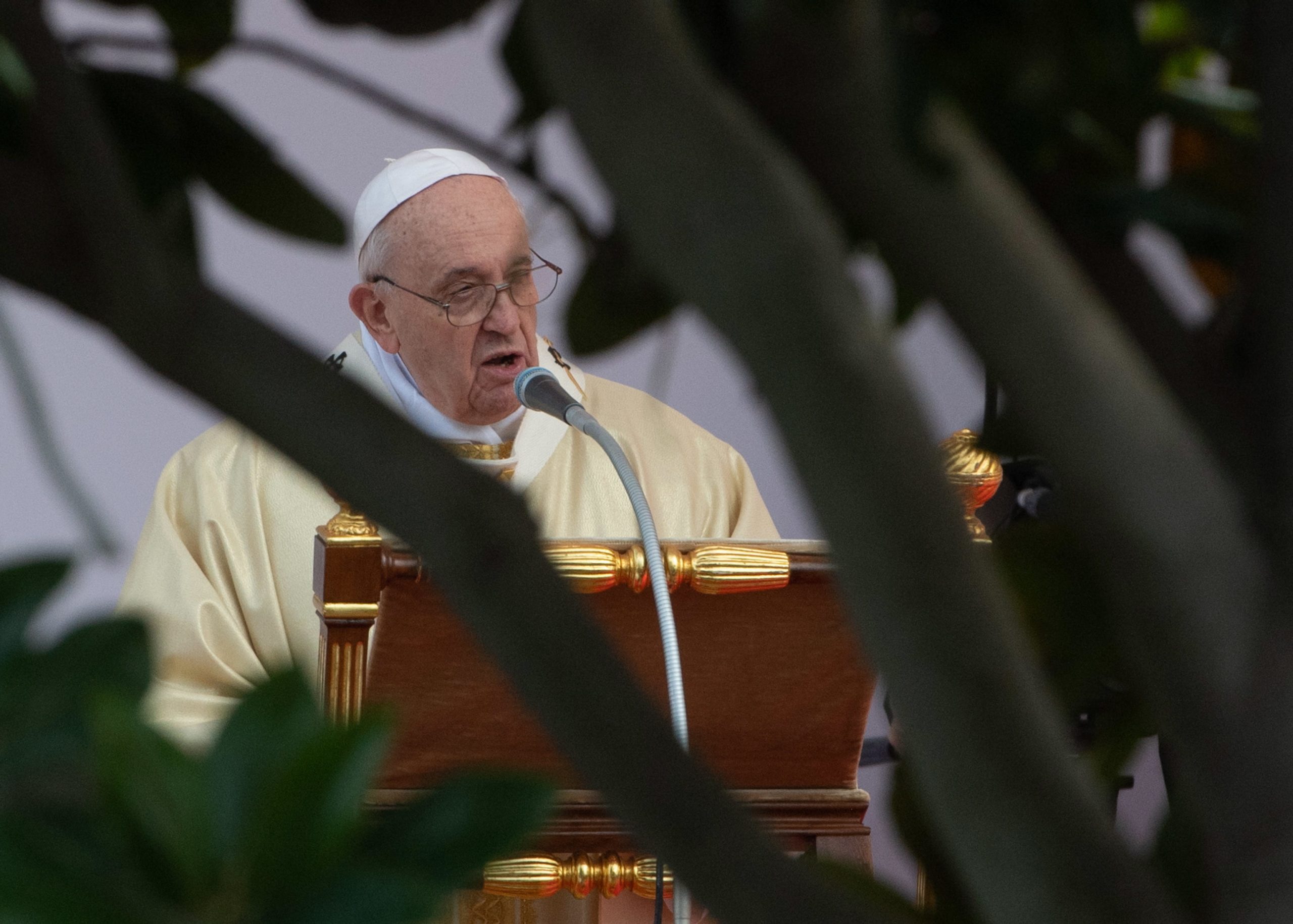 Papa vai visitar Chipre e Grécia com paragem nos campos de migrantes de Lesbos
