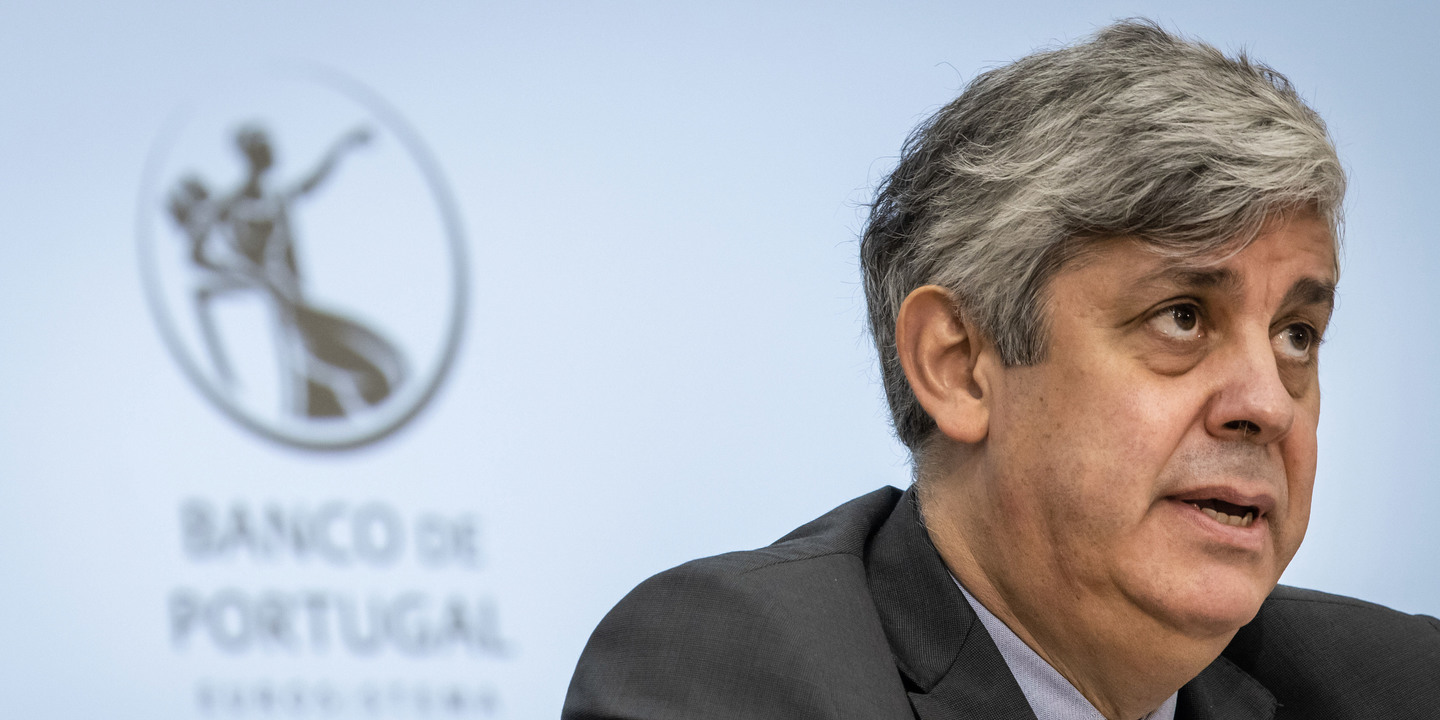 Despesa deve ser absorvida para retomar trajetória pré-crise, afirma Centeno