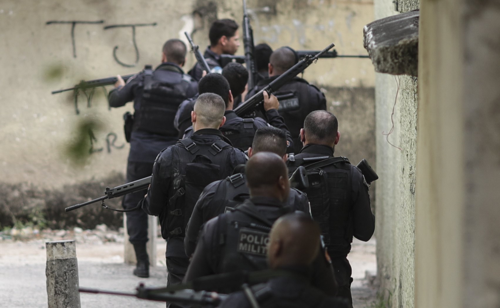 Polícia brasileira realiza operação contra manipulação de licitações de estradas