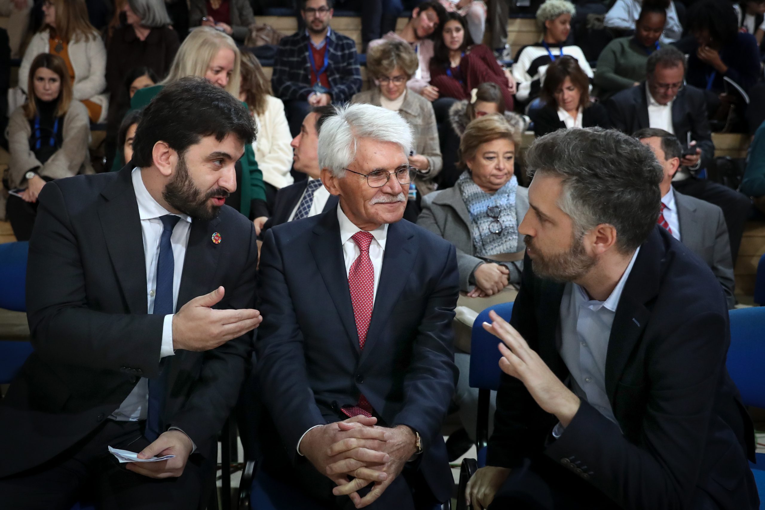 Vital Moreira defende que a escola é onde primeiro se aprendem e praticam os direitos humanos