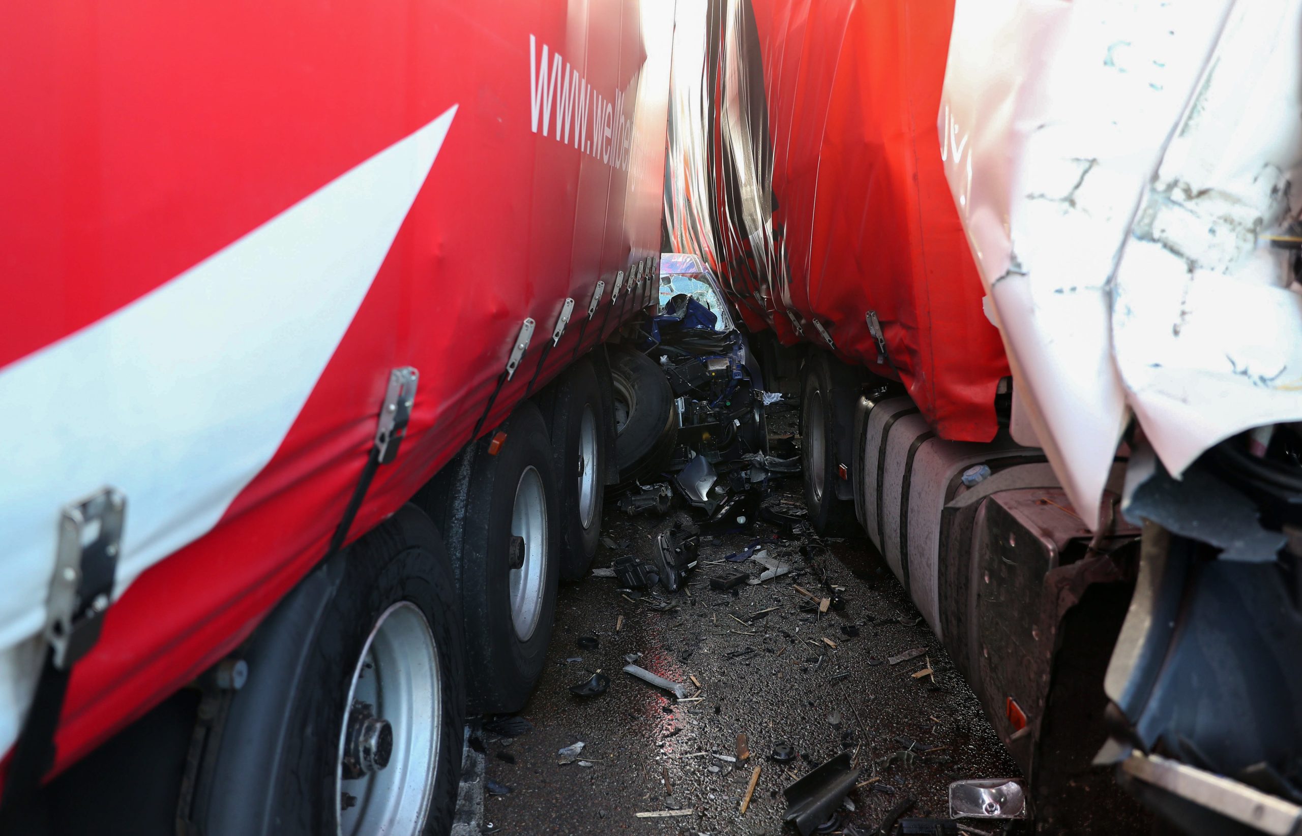 Elvas. Reabertas ao trânsito as duas vias da A6 onde ocorreu acidente