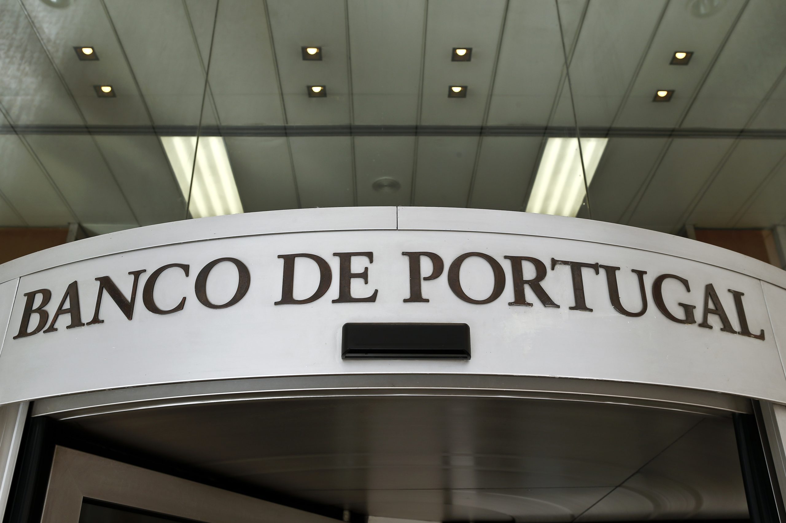 Banco de Portugal diz que Estado só recuperou 5,3 mil milhões de euros das ajudas à banca