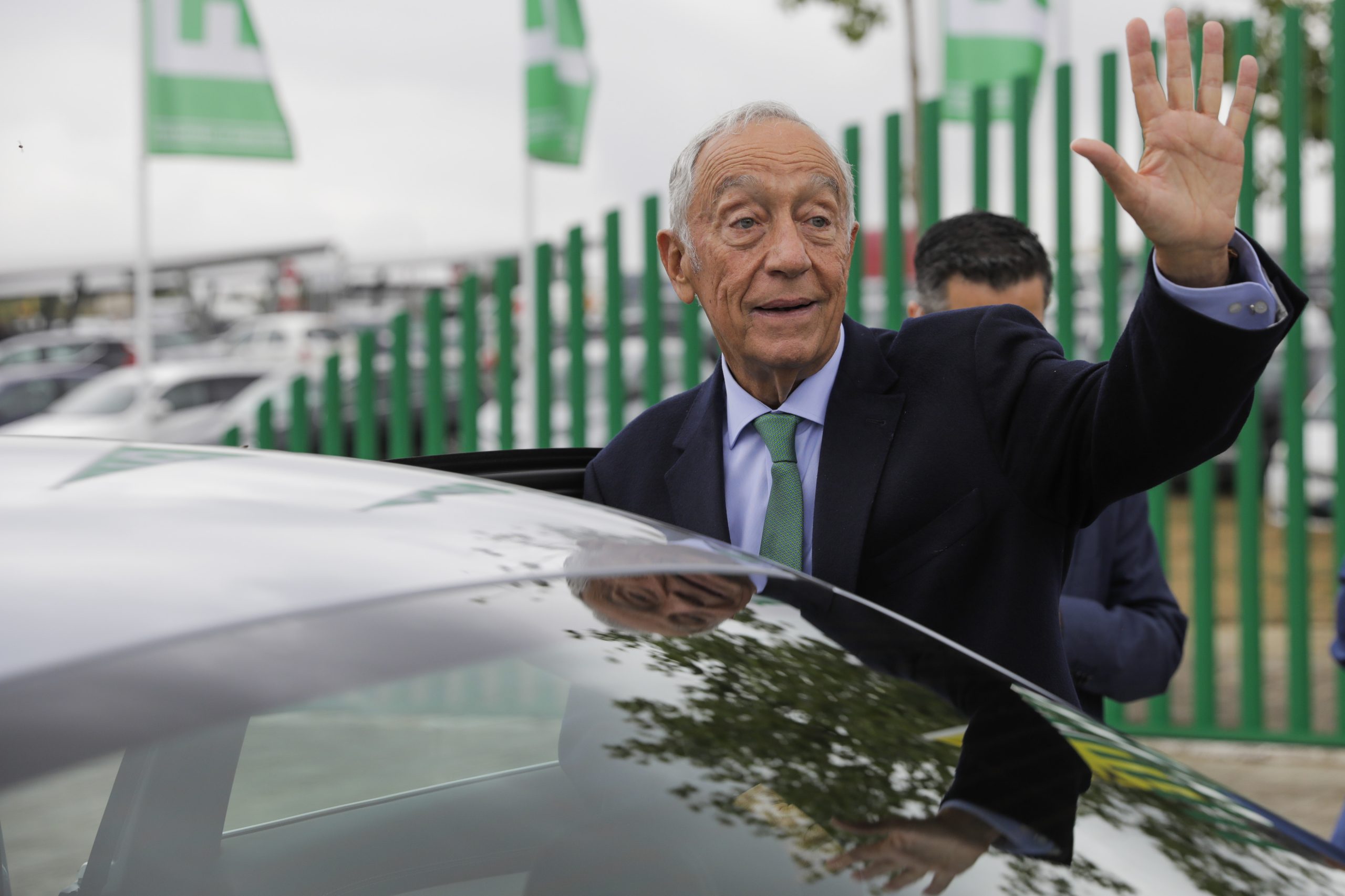 Marcelo quer conhecer iniciativas da comissão de inquérito para “ponderar” posição
