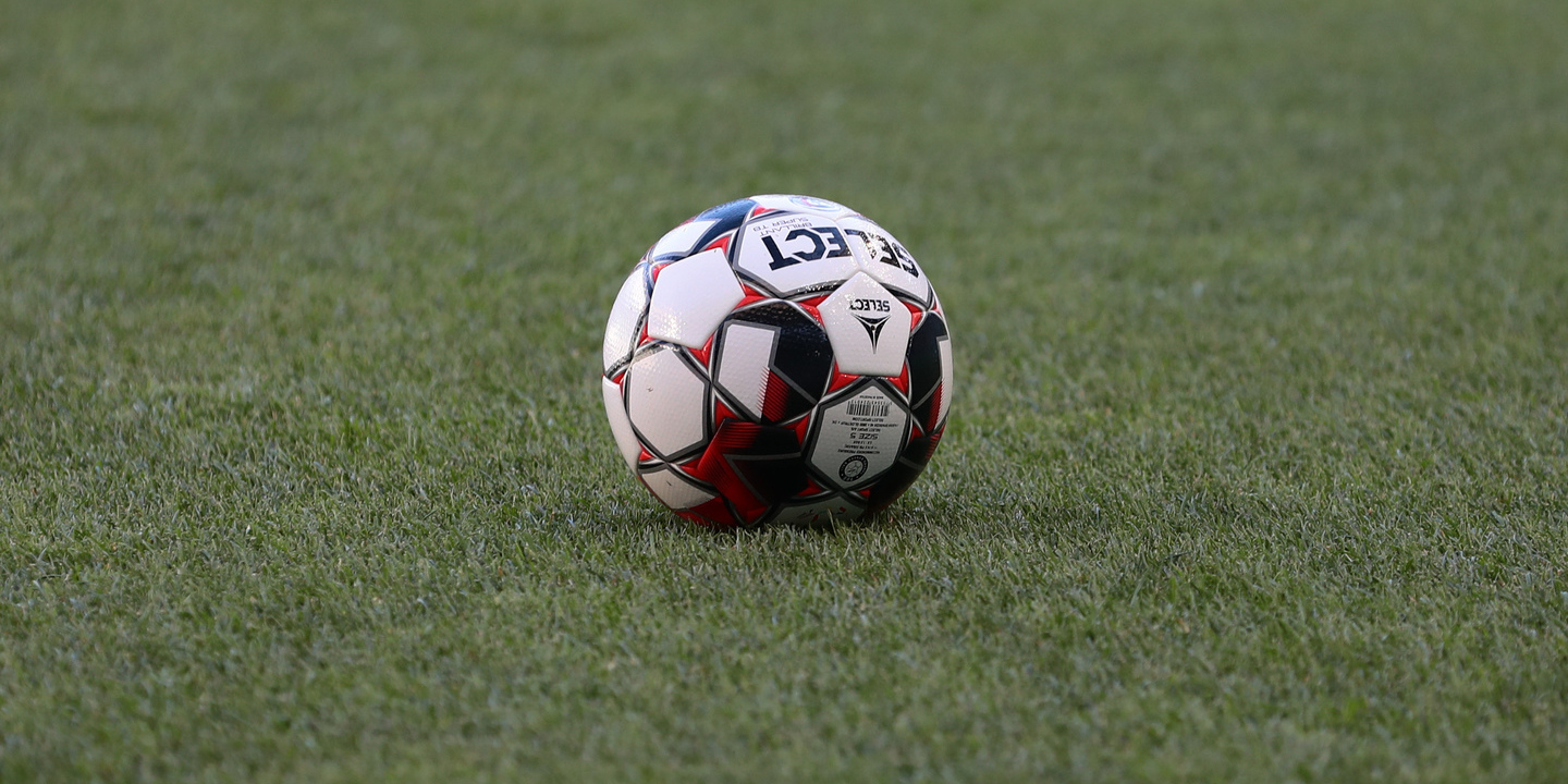 FIFA e Acnur vão apoiar acesso de refugiados ao futebol