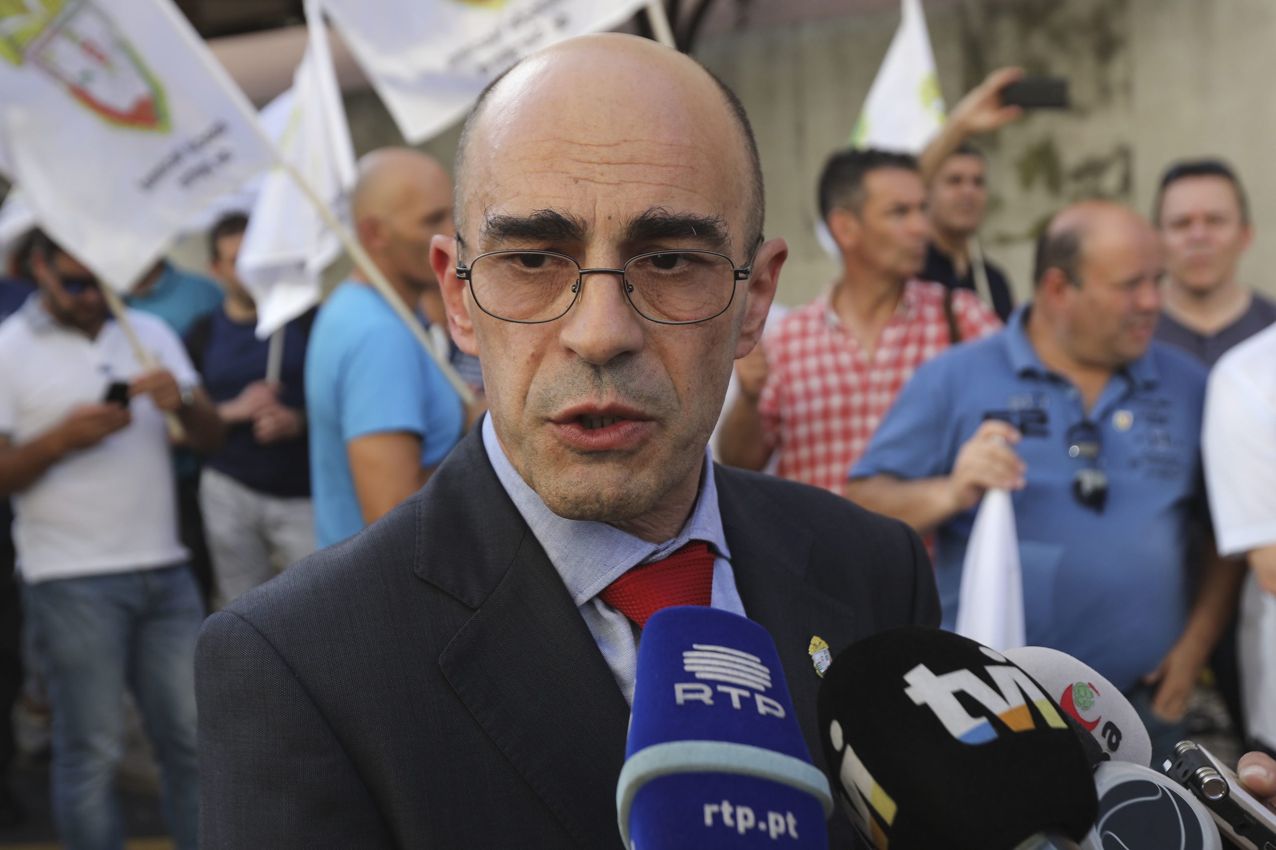 Associação Nacional de Sargentos diz que Azeredo Lopes “fez bem” em demitir-se