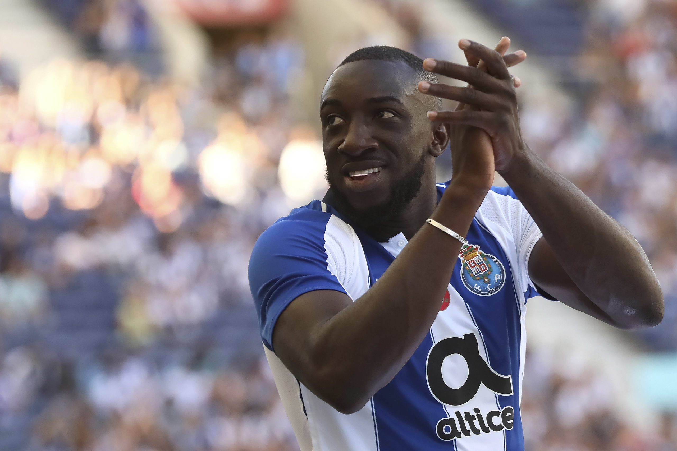 Marega renova com FC Porto até junho de 2021