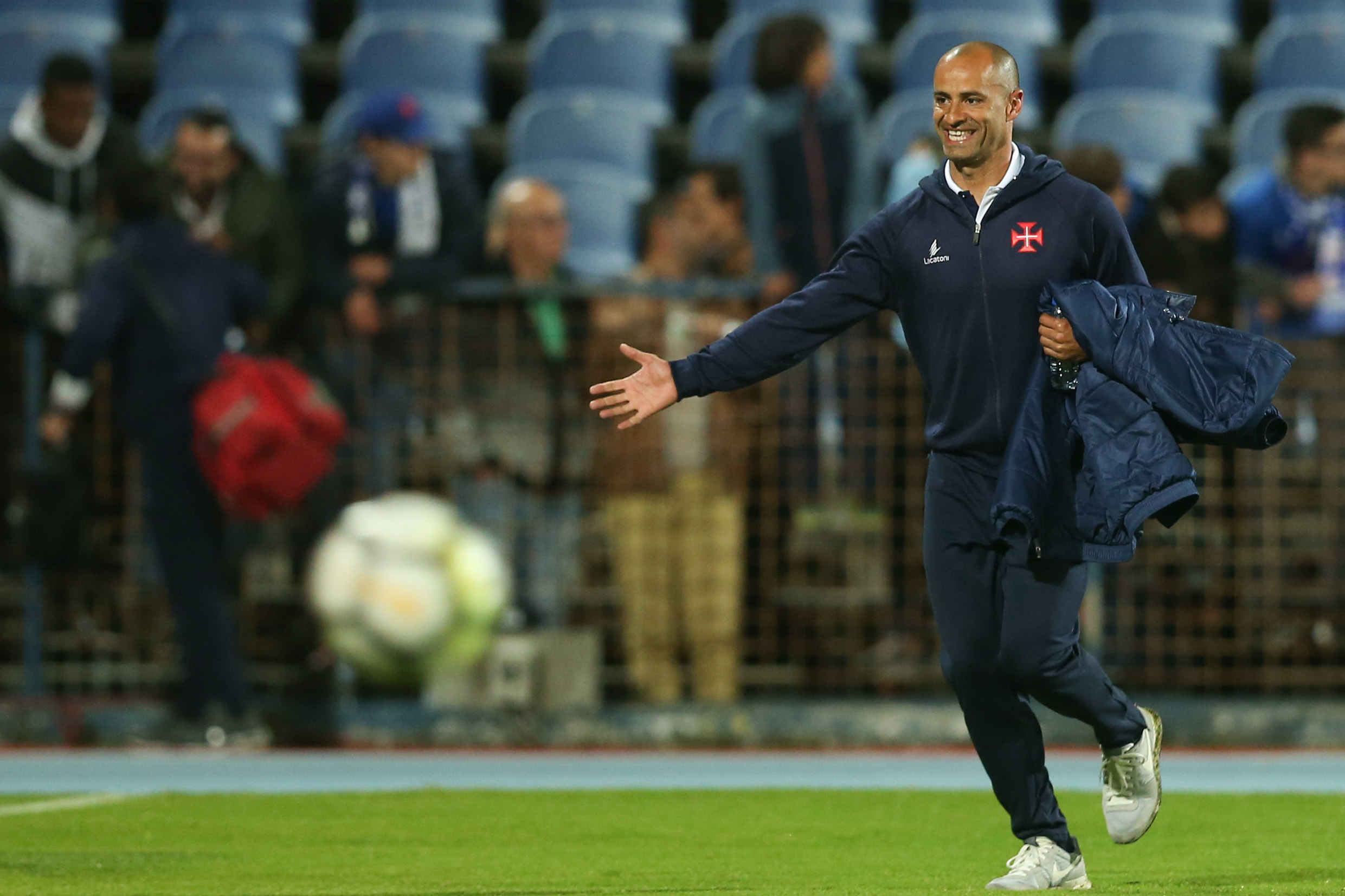 “Para mim, no futebol, houve um antes de Jesus e um depois de Jesus”, diz Silas