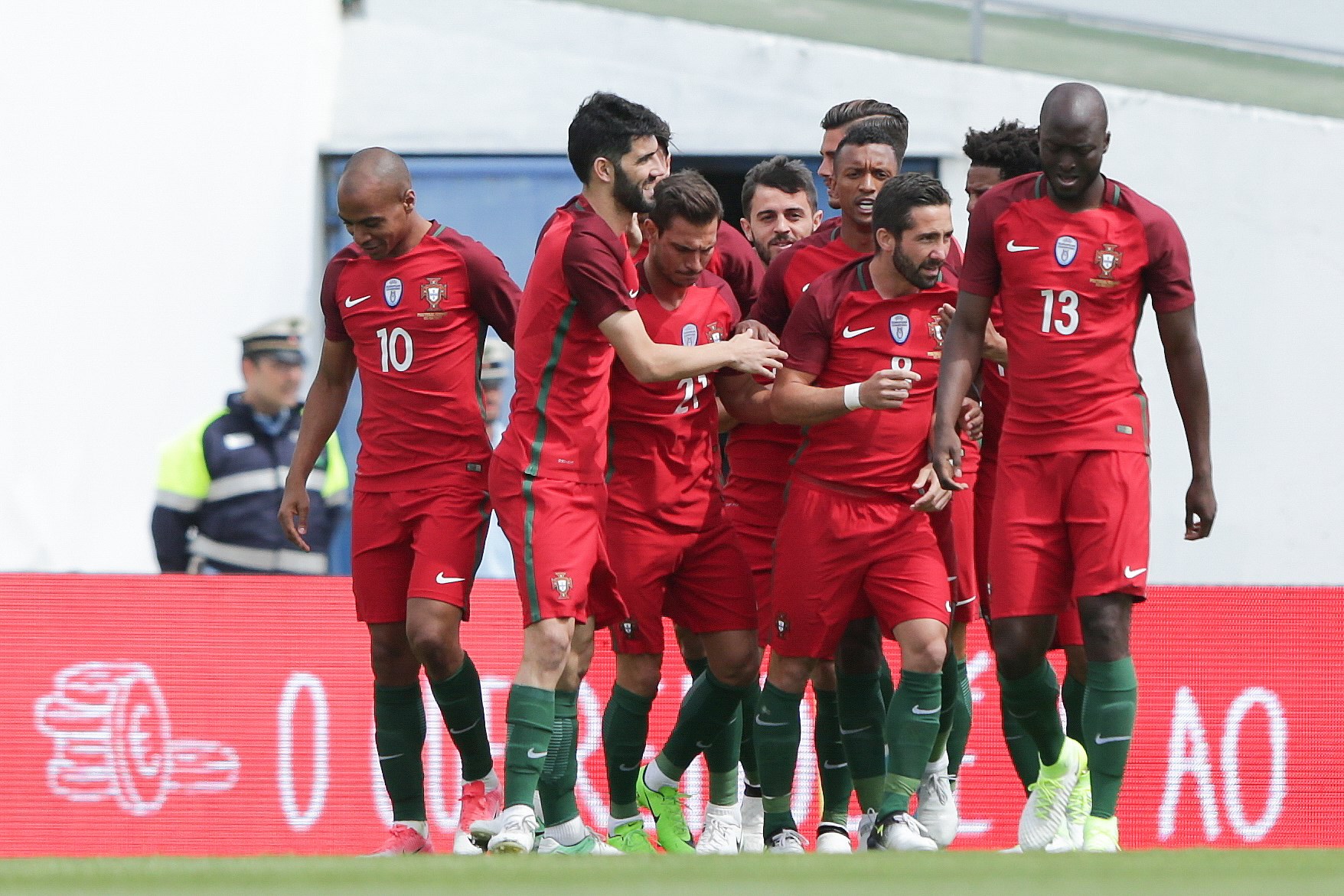 Seleção começa hoje a preparar jogo com a Letónia