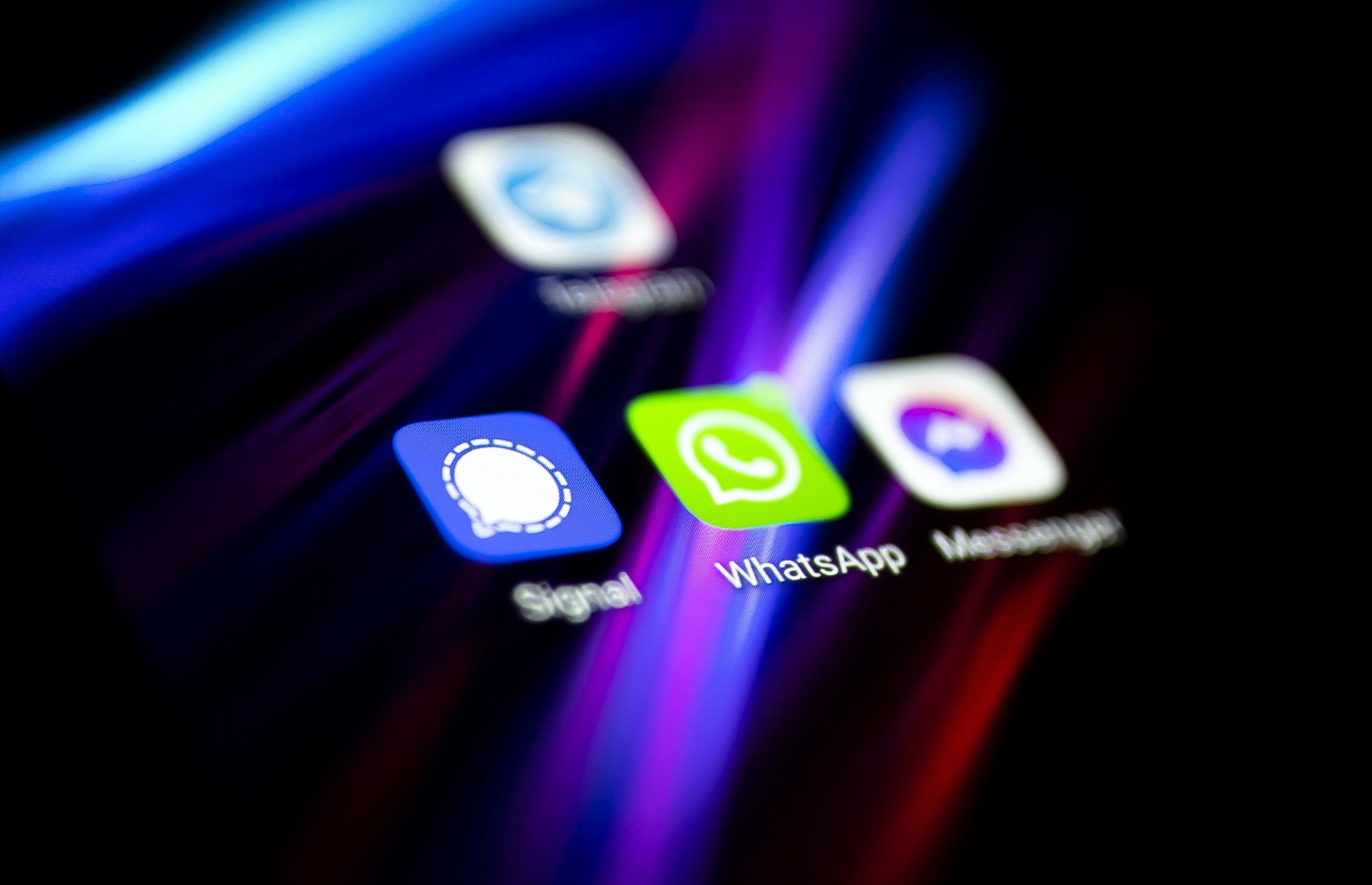 Resumos de mensagens de grupo e tradução em tempo real? As 10 novas funcionalidades do WhatsApp