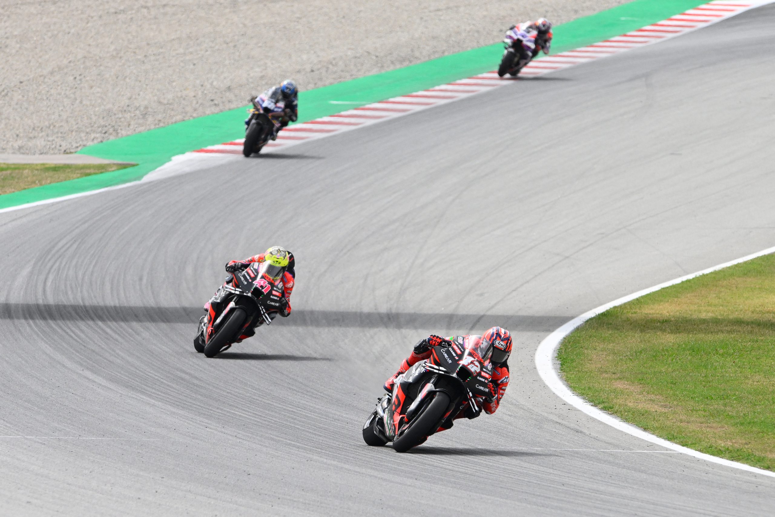 Fábio Di Giannantonio estreia-se a vencer no Mundial de MotoGP