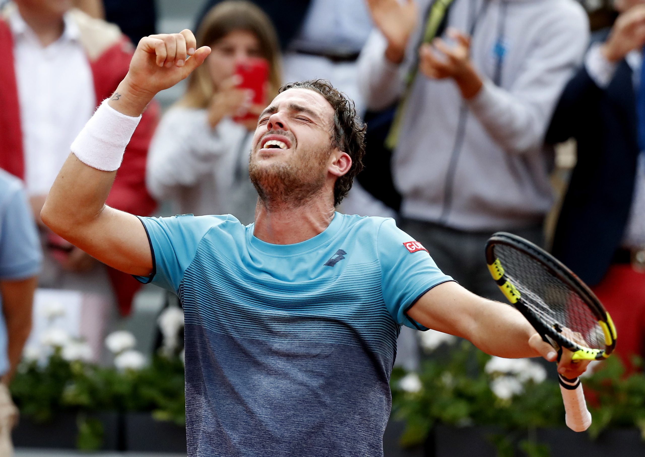 Marco Cecchinato nas meias-finais do Roland Garros, ao eliminar Novak Djokovic