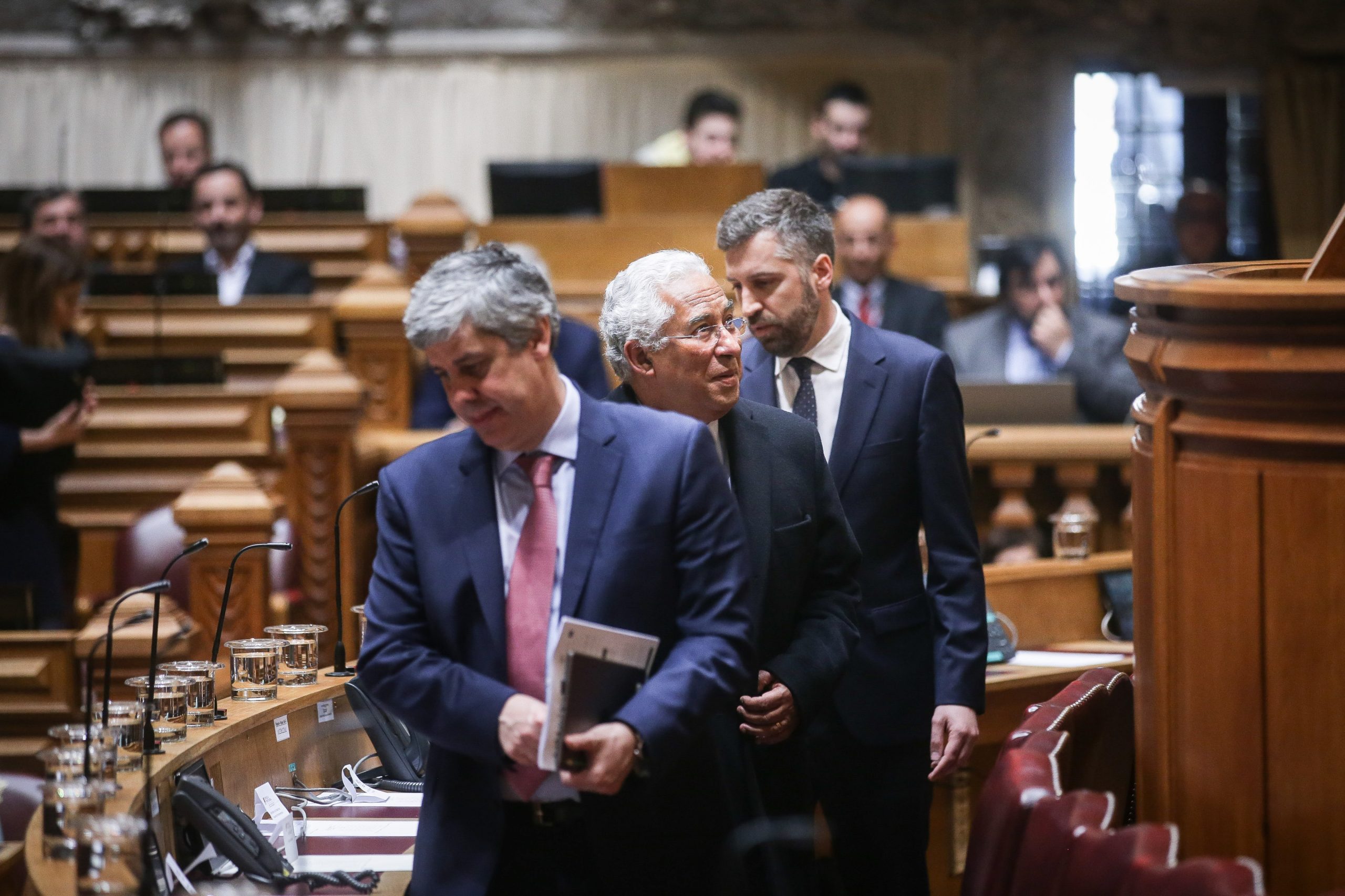 PS e Governo saúdam “mudança saudável” no PSD e “novo empenho” no diálogo