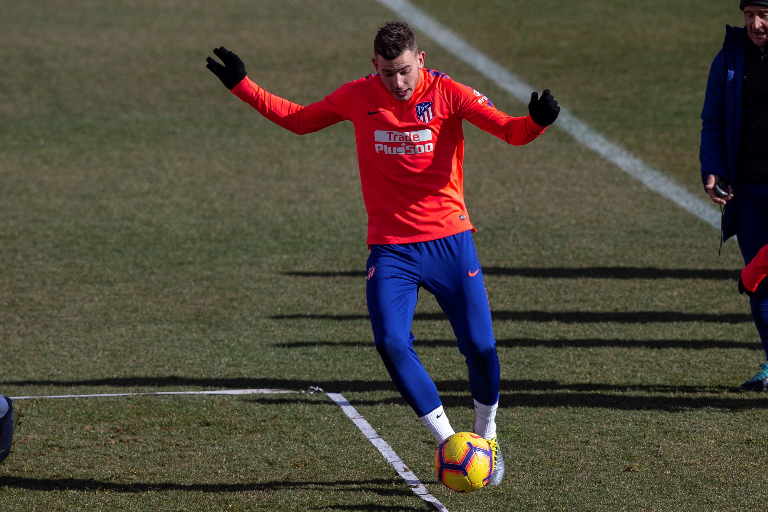 Bayern de Munique bate cláusula de rescisão para contratar Lucas Hernández