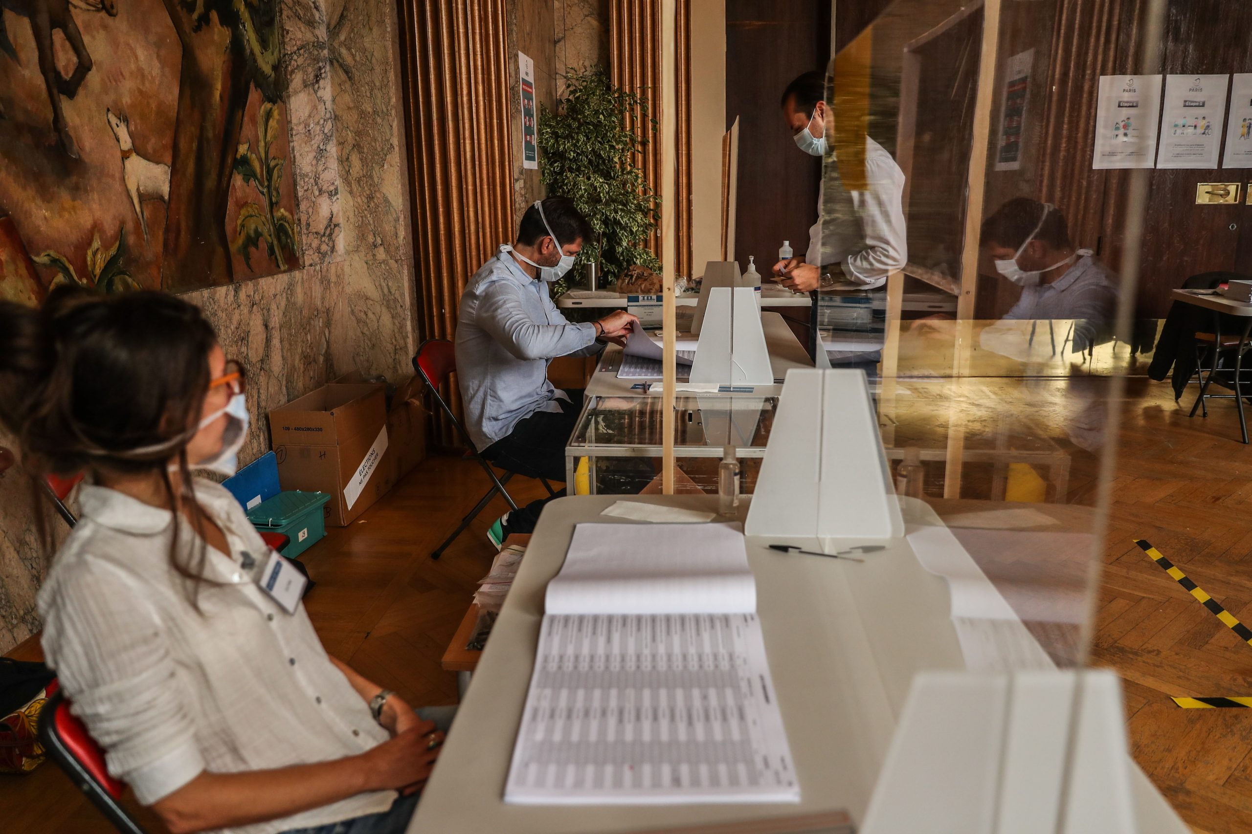 Eleitorado em França, Alemanha, Itália e Reino Unido vota cada mais à direita
