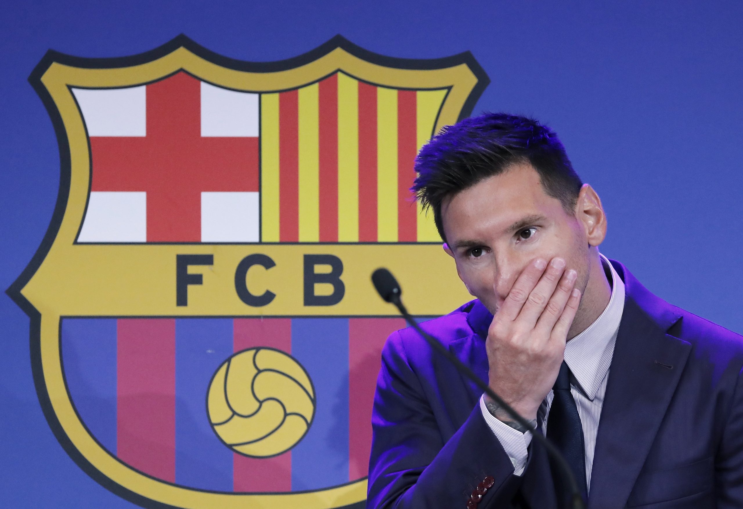 Pai de Messi confirma transferência para o Paris Saint-Germain