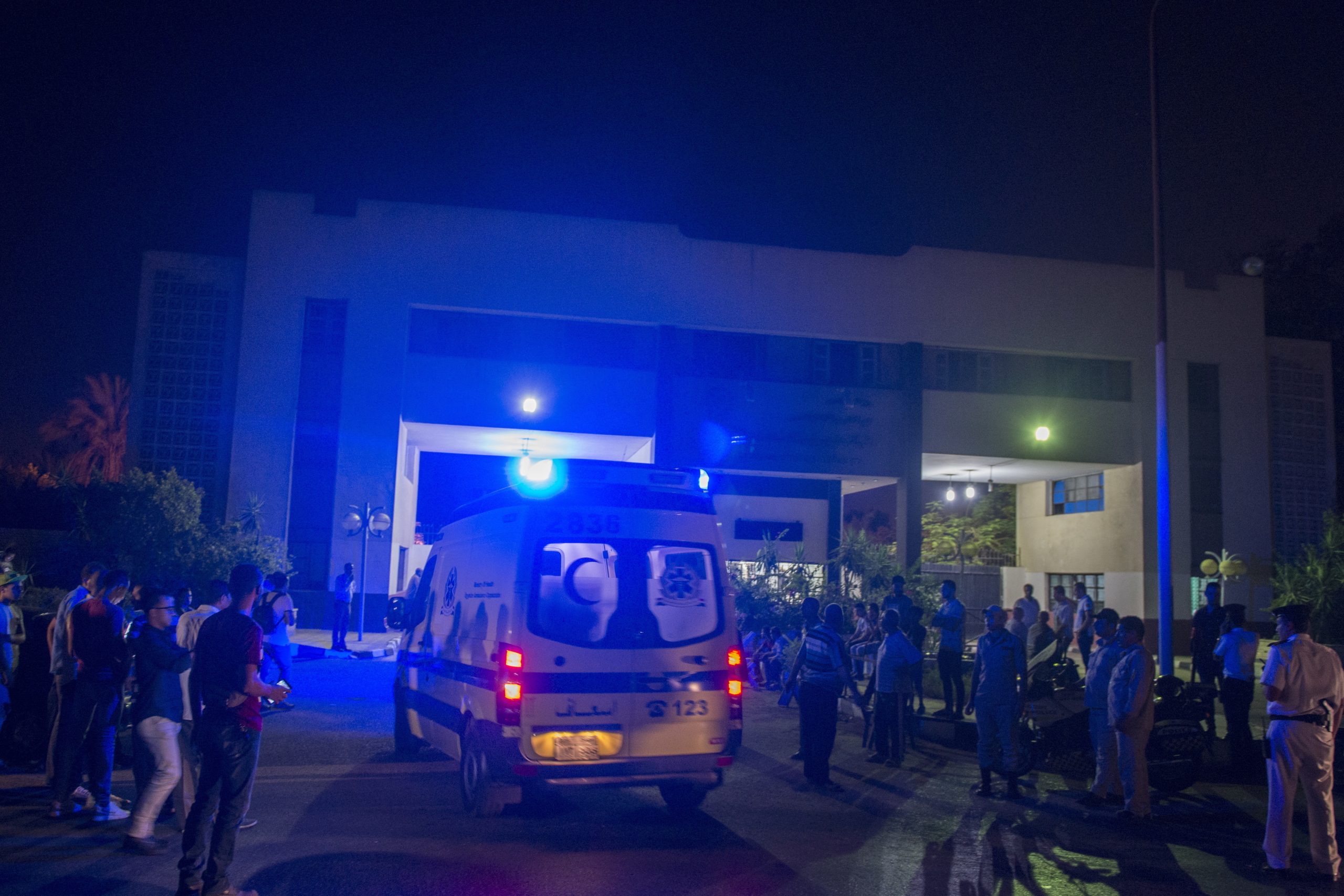 Egito: Explosão junto ao aeroporto do Cairo faz pelo menos 12 feridos