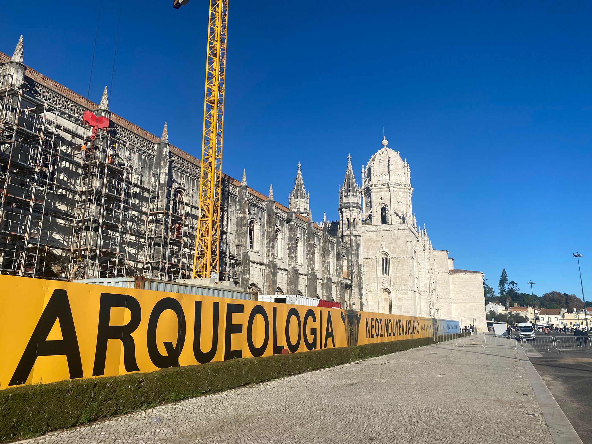 Lisboa. Museu de Arqueologia reabre com novo Mural em galeria ao ar livre