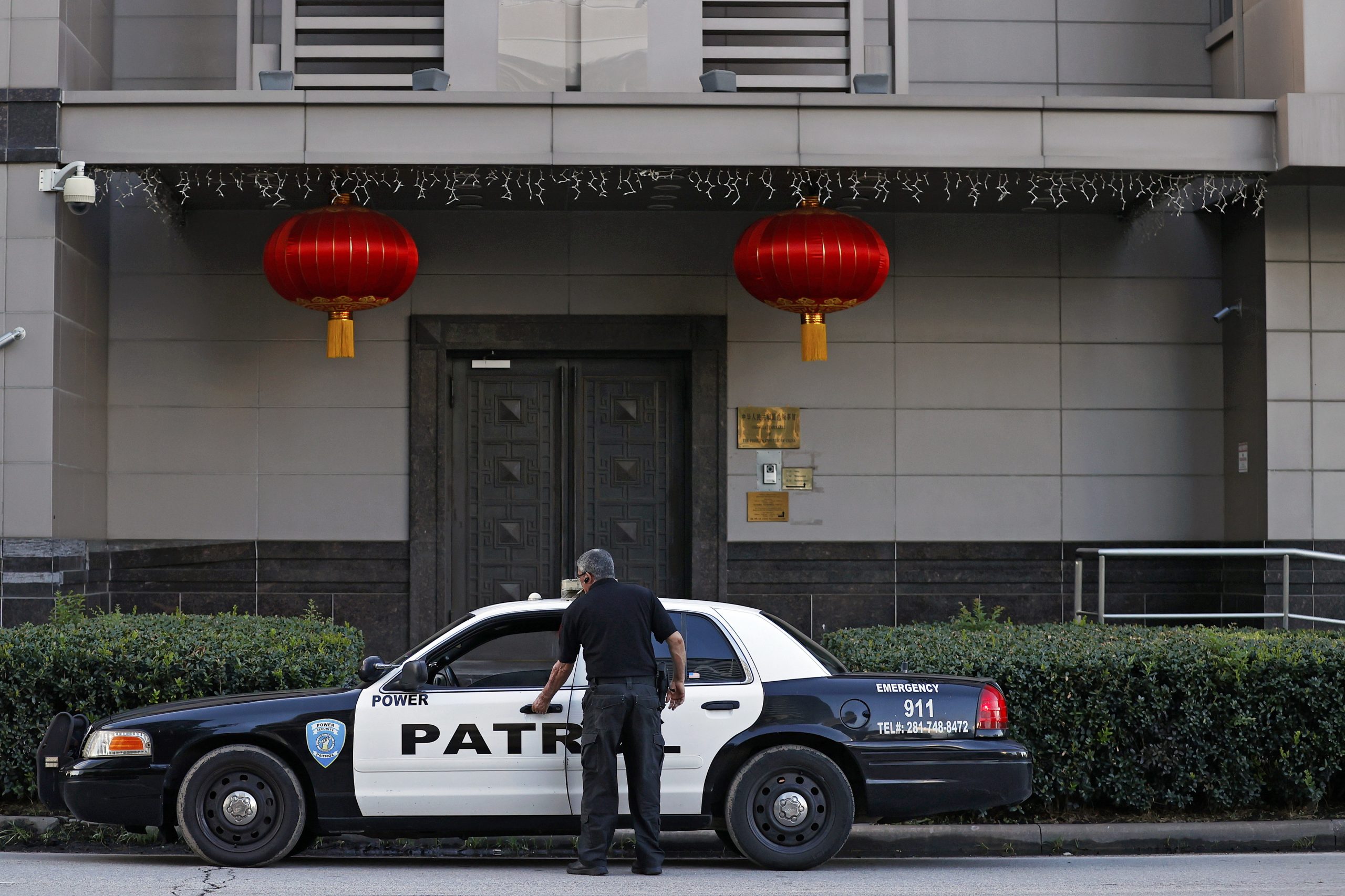EUA. Pequim acusa polícia de invasão indevida de consulado chinês em Houston