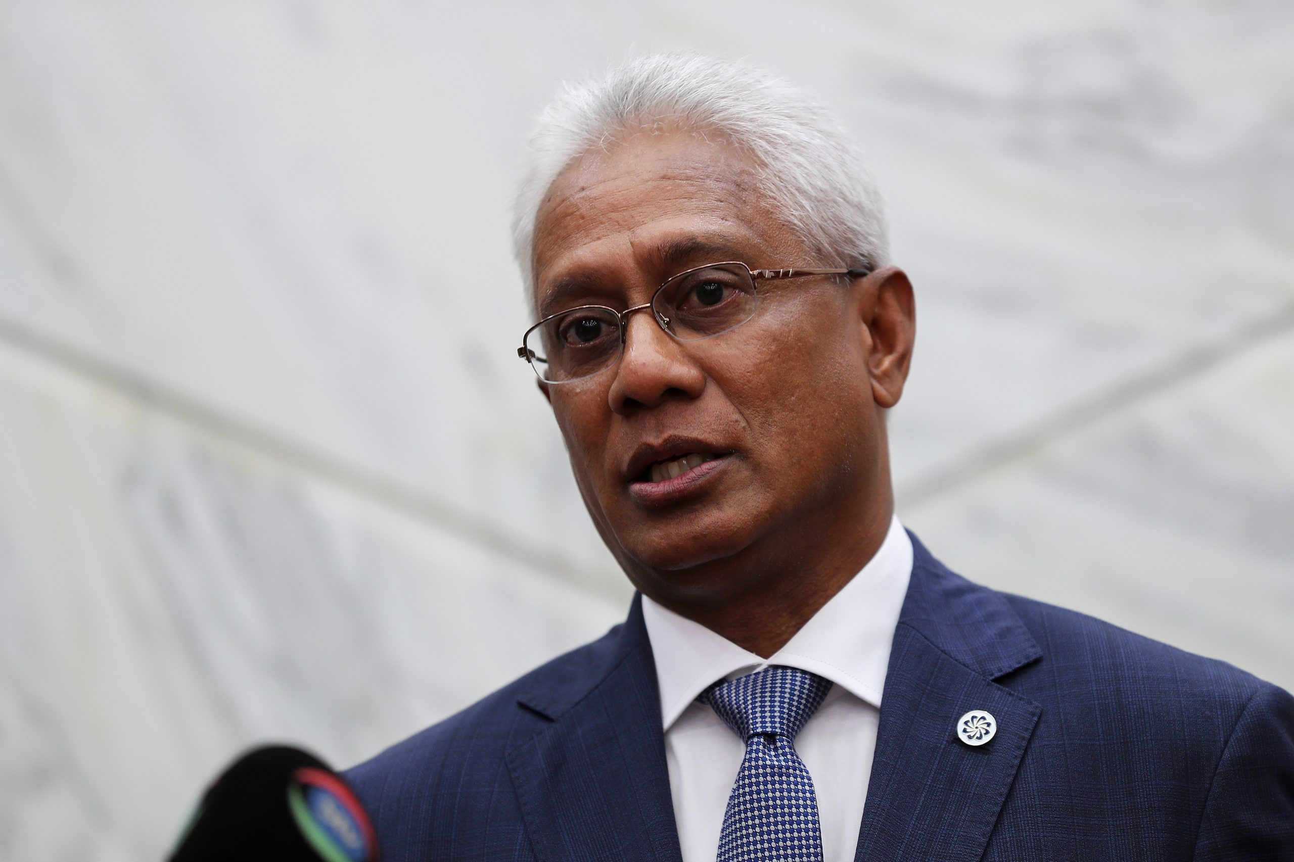CPLP: Organização renova mandato de Zacarias da Costa como secretário-executivo