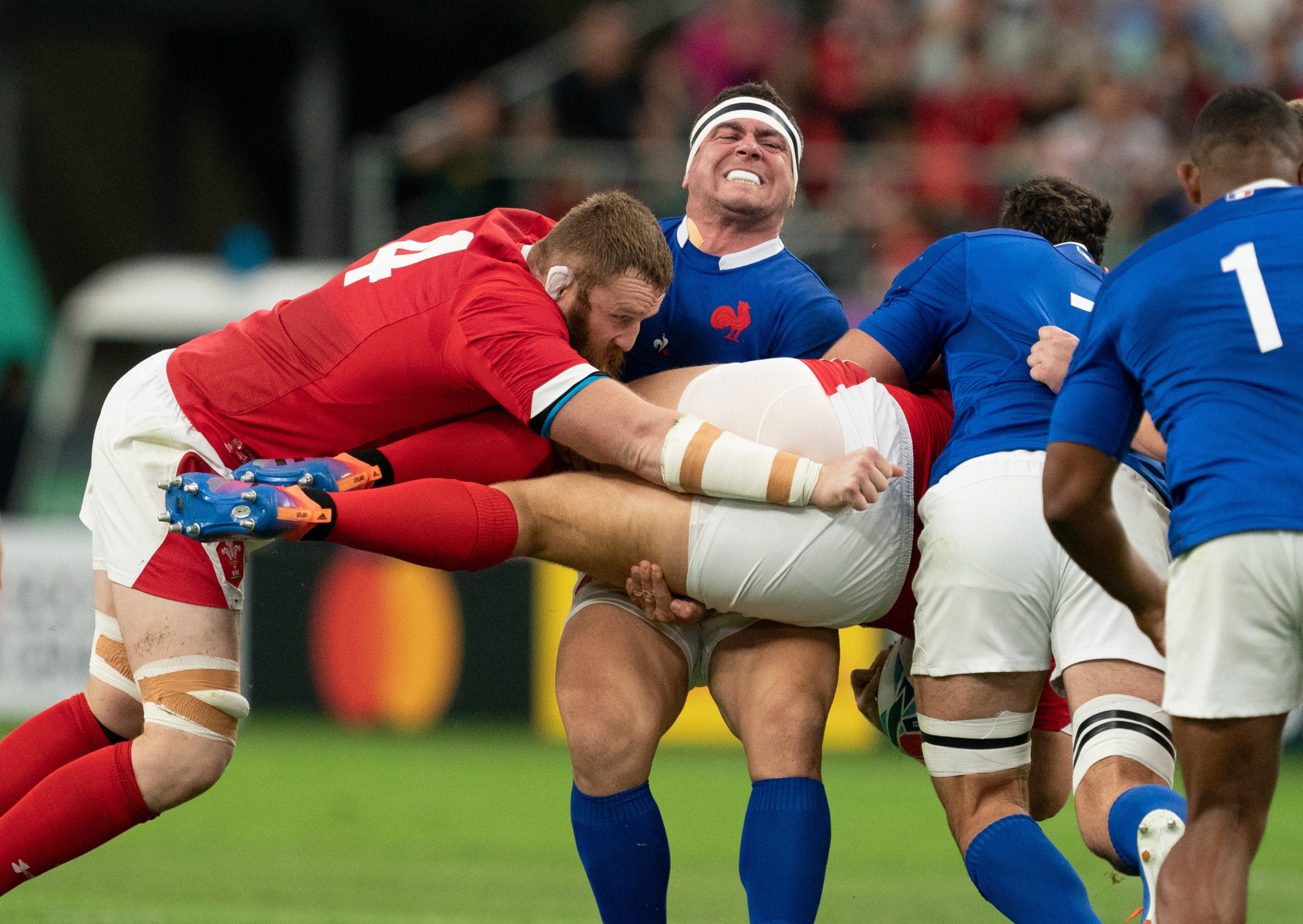 Campeonato do Mundo de râguebi: País de Gales bate França por um ponto e está nas meias-finais