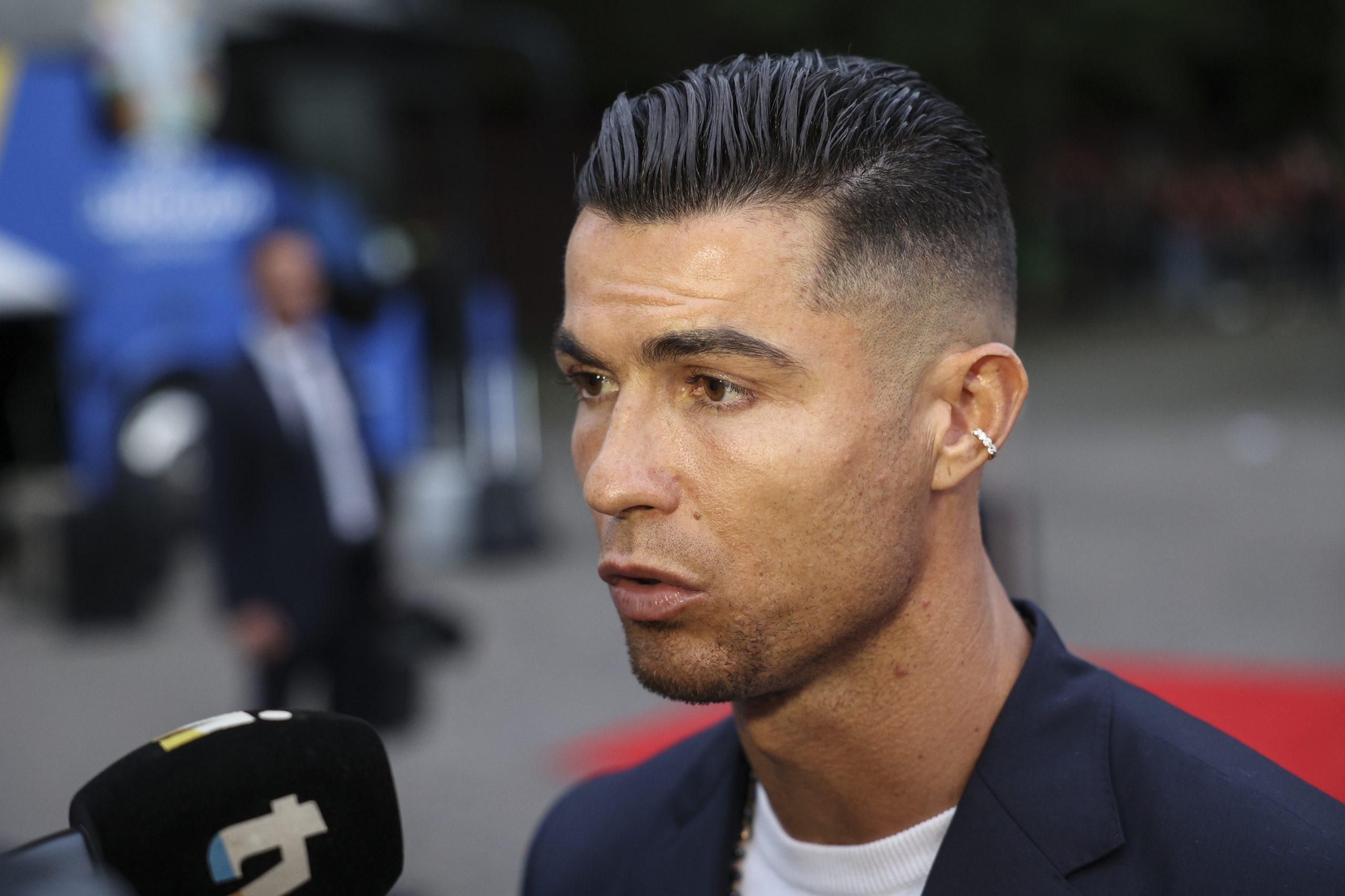 Cristiano quer portugueses “a sonhar” no Euro 2024. “Emocionante, parece que estamos em Portugal.”