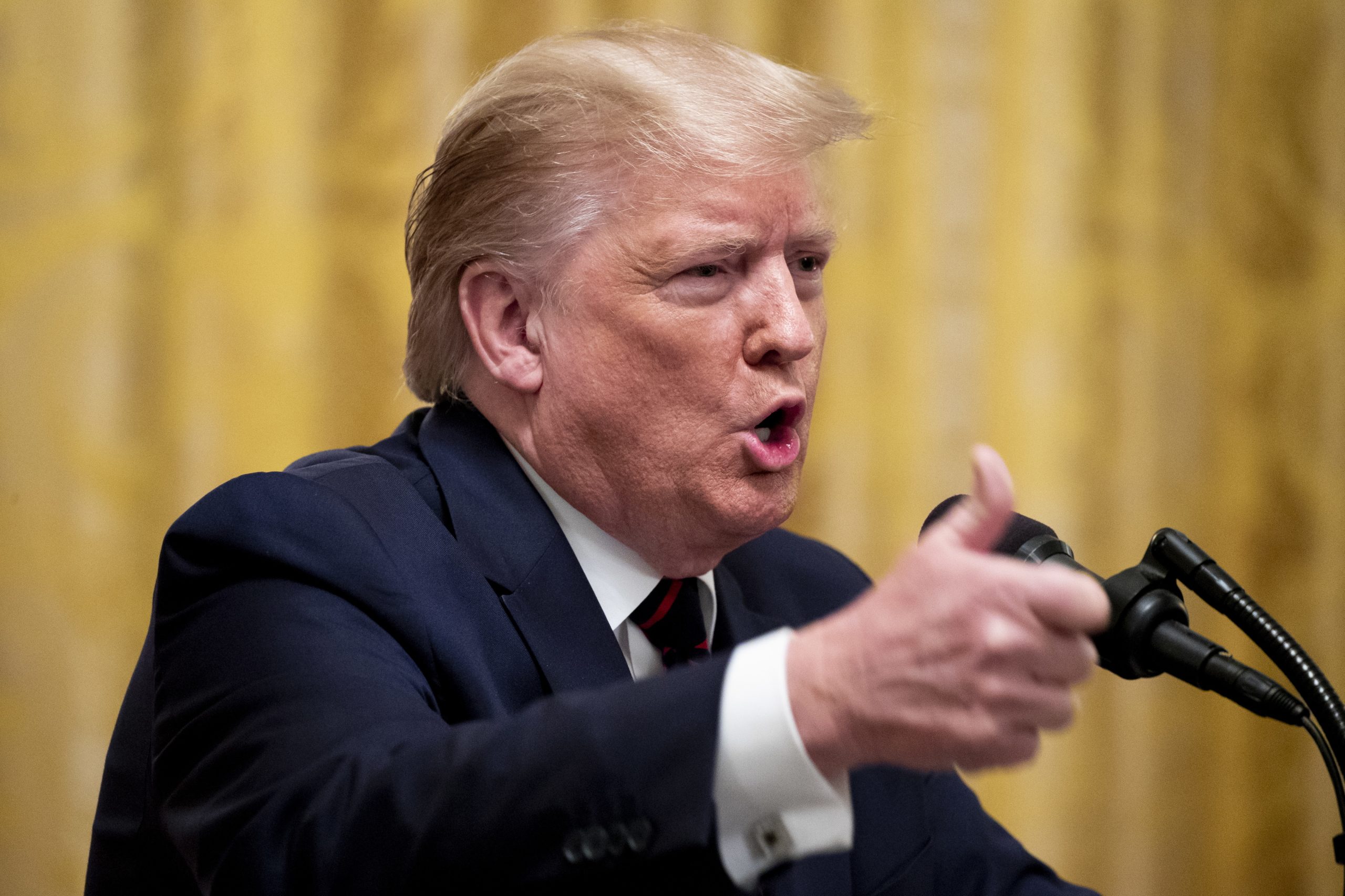 Trump promete perdoar culpados do 6 de Janeiro e afirma que só ficará na Nato se os aliados pagarem mais pela Defesa