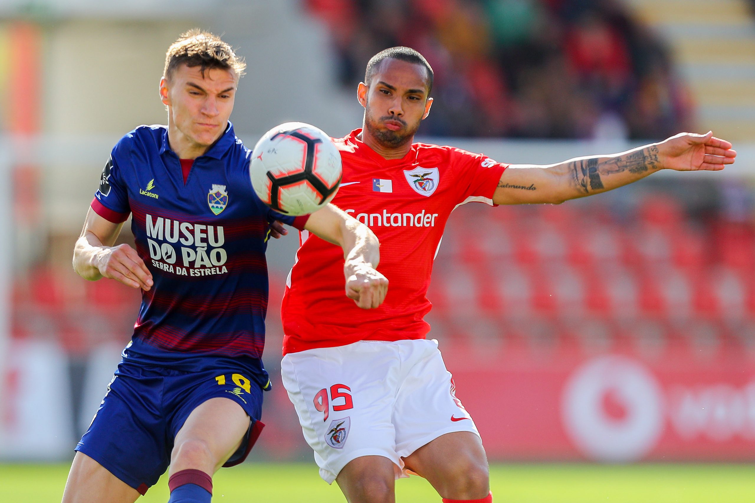 Desportivo de Chaves e Santa Clara empatam 0-0 em Trás-os-Montes