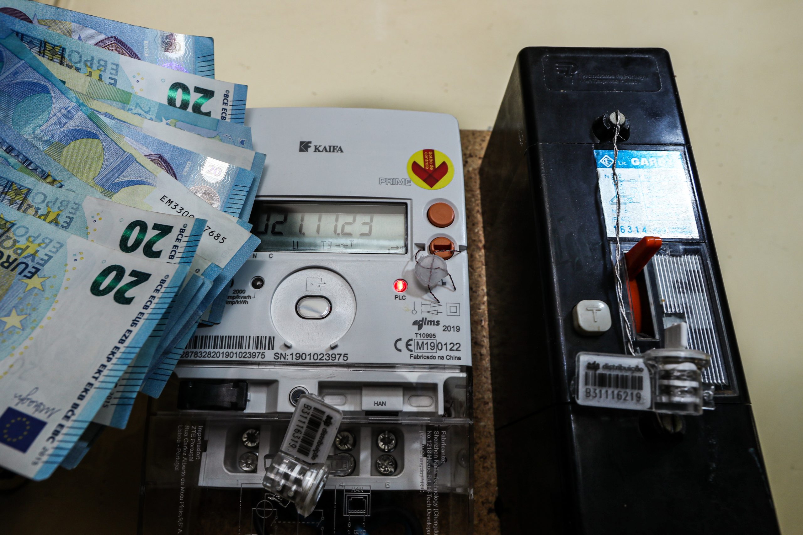 Preço da eletricidade no mercado grossista ibérico sobe para novo máximo